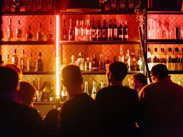 club-210