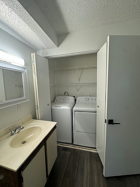 Bathroom with Washer & Dryer