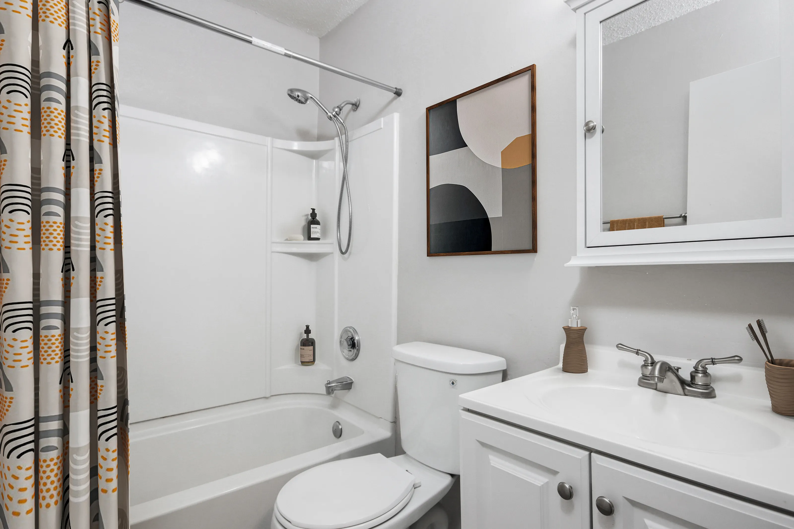 Unit 4566-1 Bathroom