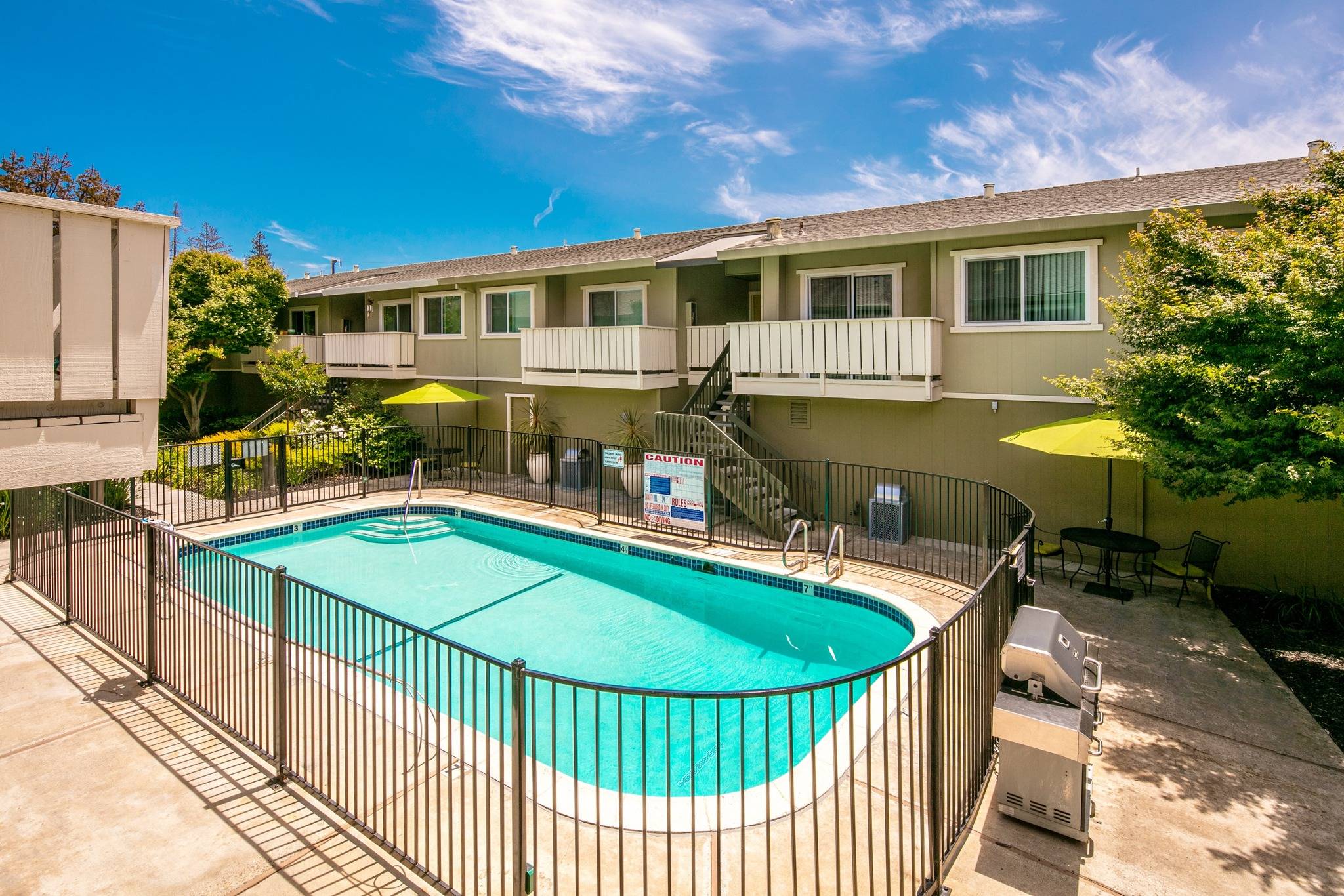 San Jose Apartments Swimming Pool