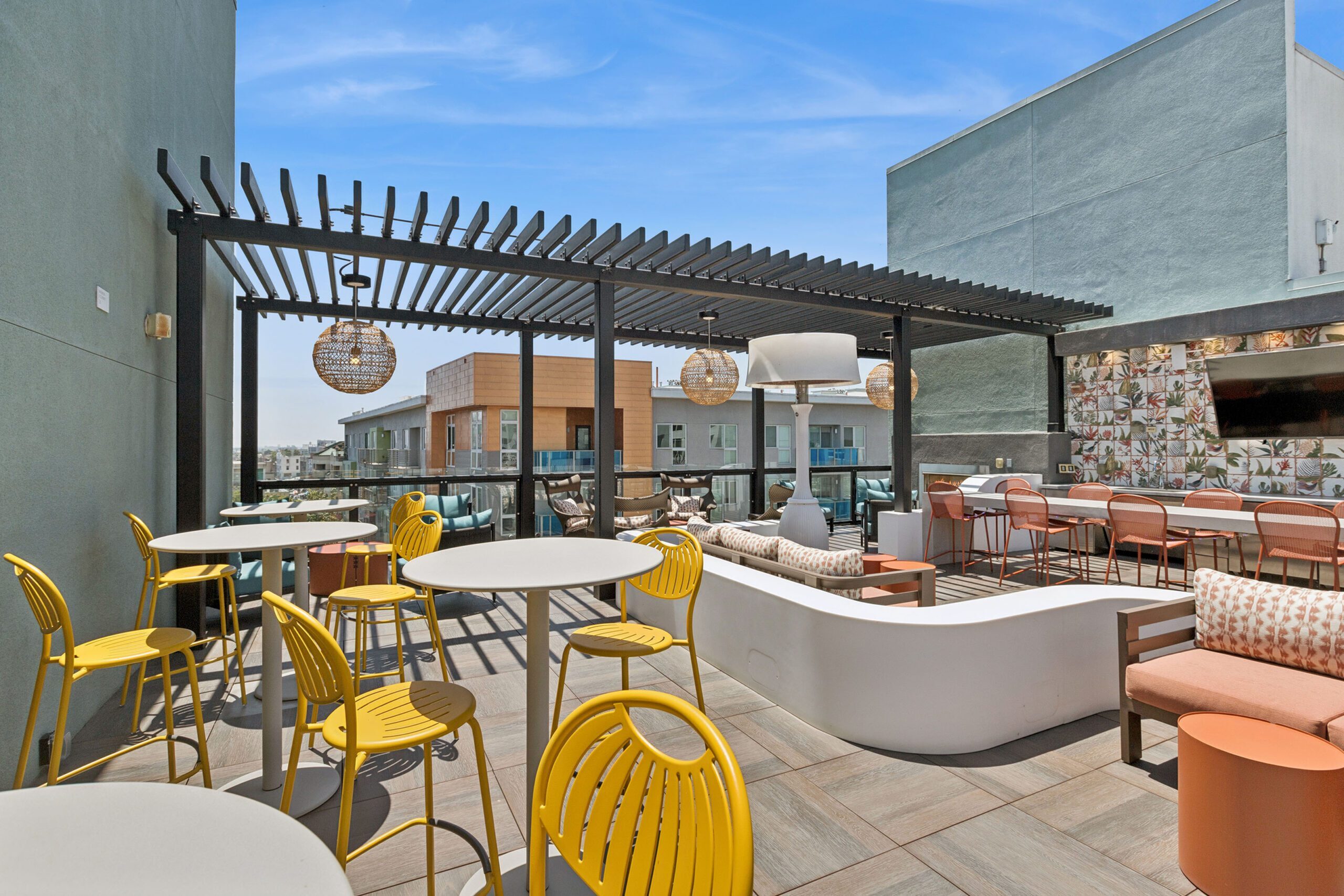 Arrive Wakaba - Outdoor Seating Area