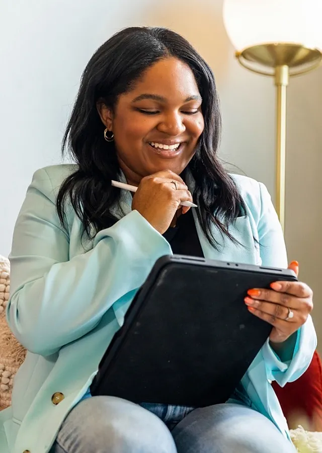 ReNew Towne Oaks Leasing Consultant