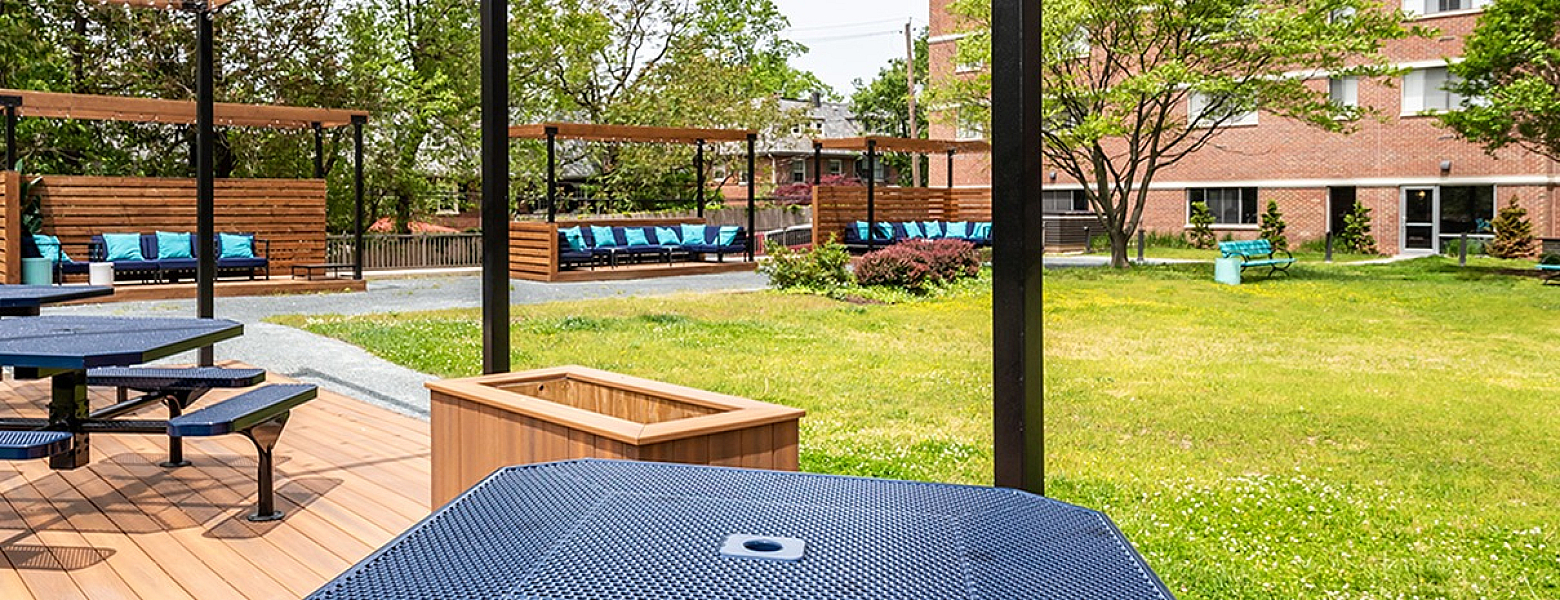 the-social-north-charles-patio
