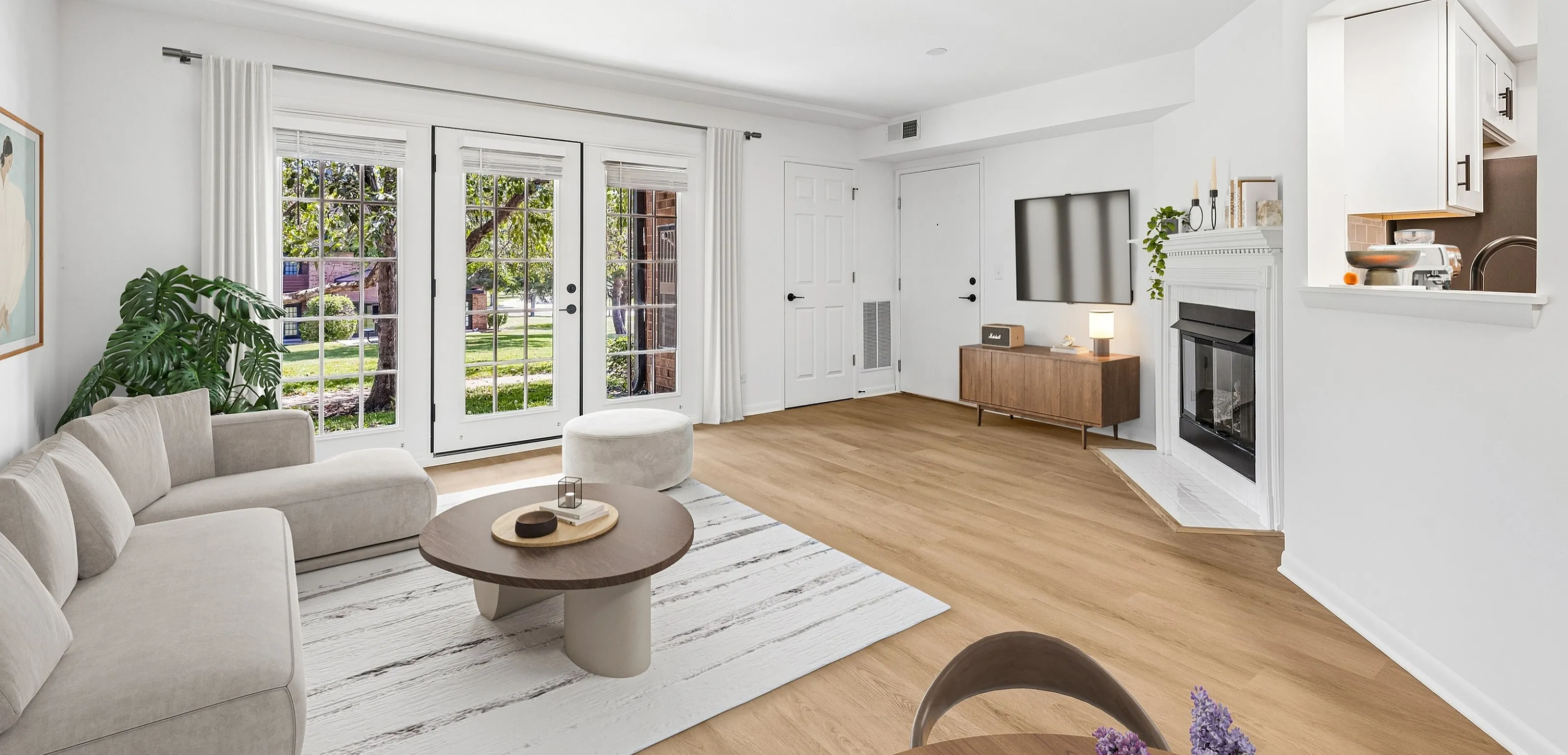 ReNew Poplar Creek - Bright Living Room