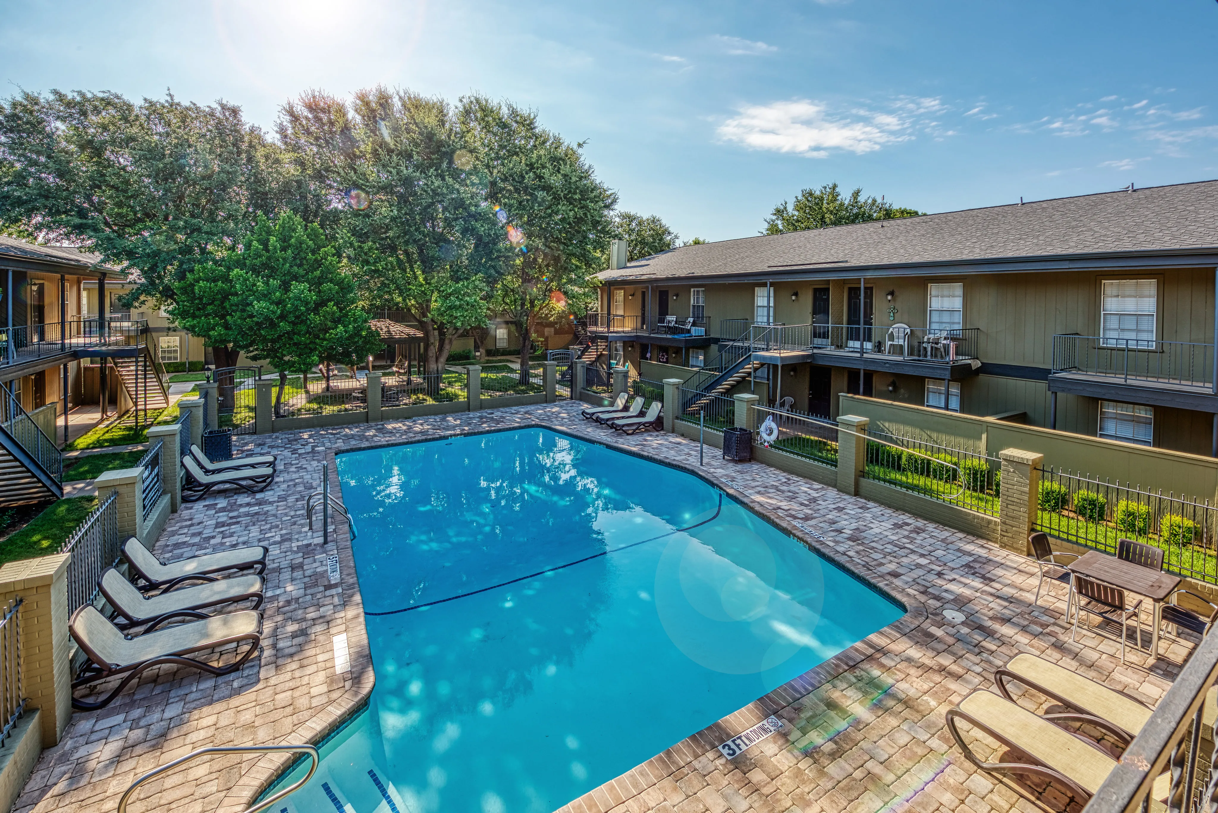 Image of Swimming Pool for Savannah Oaks Apartments