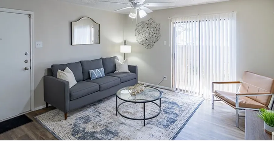 THE FOUNTAINS - 2BED LIVINGROOM