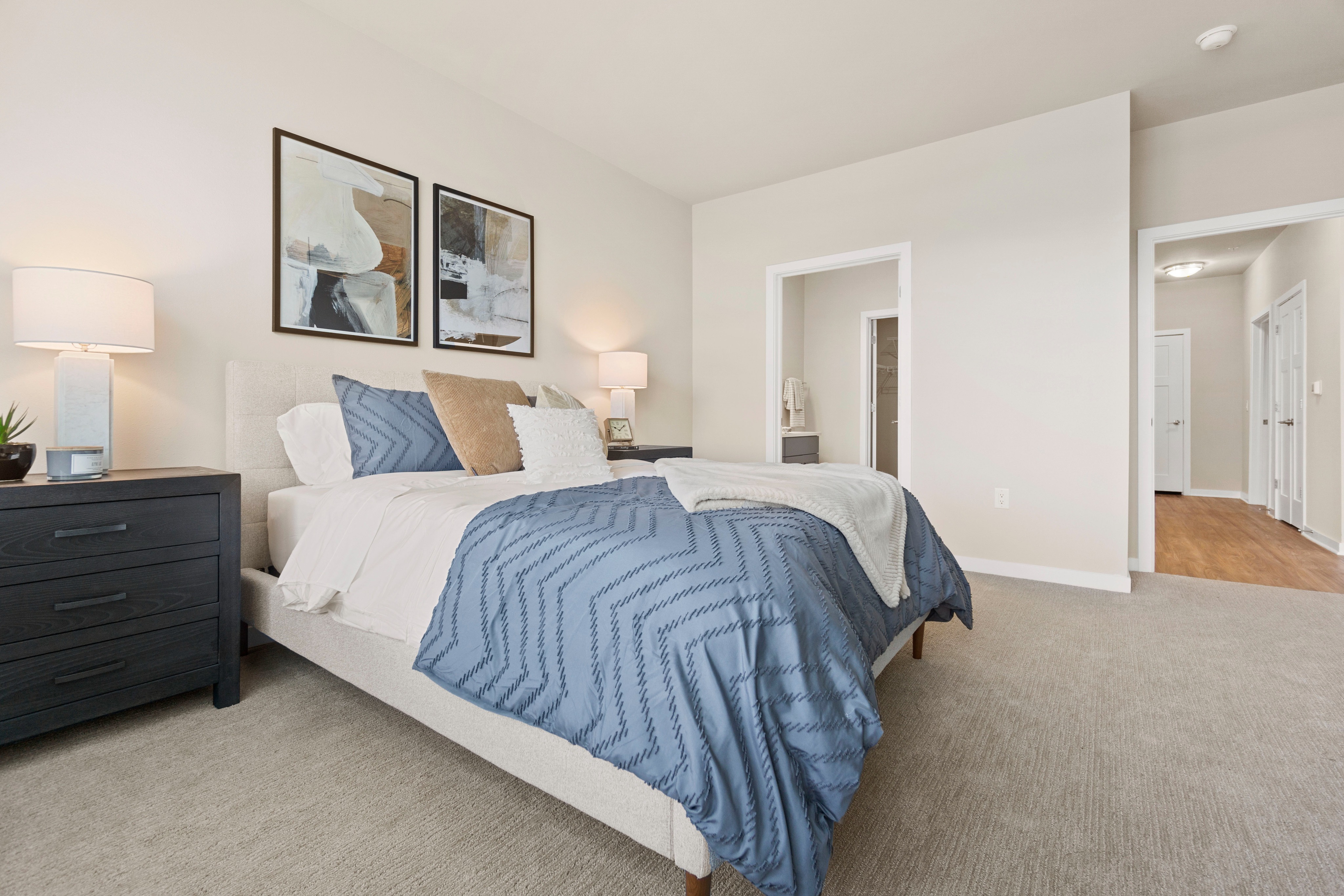 Photo Gallery & Tour Seasons at Franklin