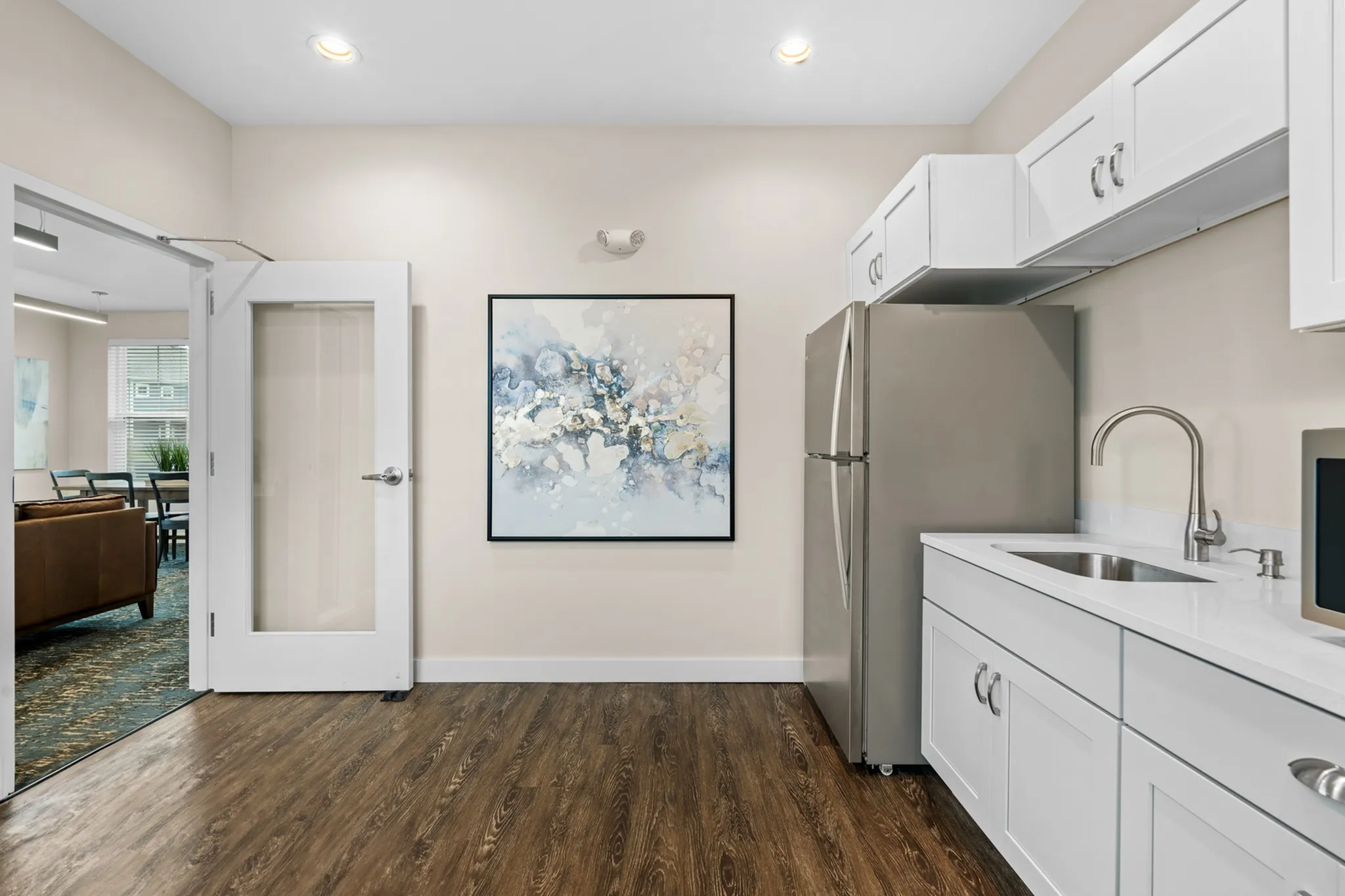 Photo inspiration: Luxury Apartment Decorating Services In Pine Bluff Reference: View Photos High Bluff At Creekwood Crossing