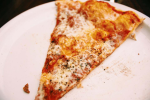 The Best Pizza Party Spots Near Puyallup-image