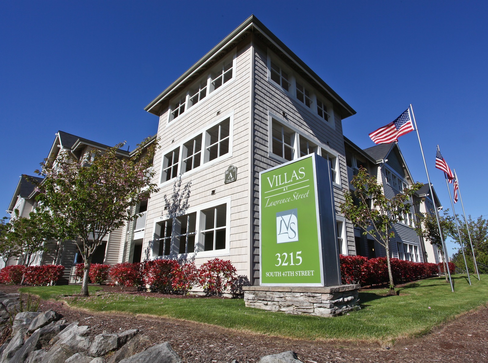 Explore Villas at Lawrence