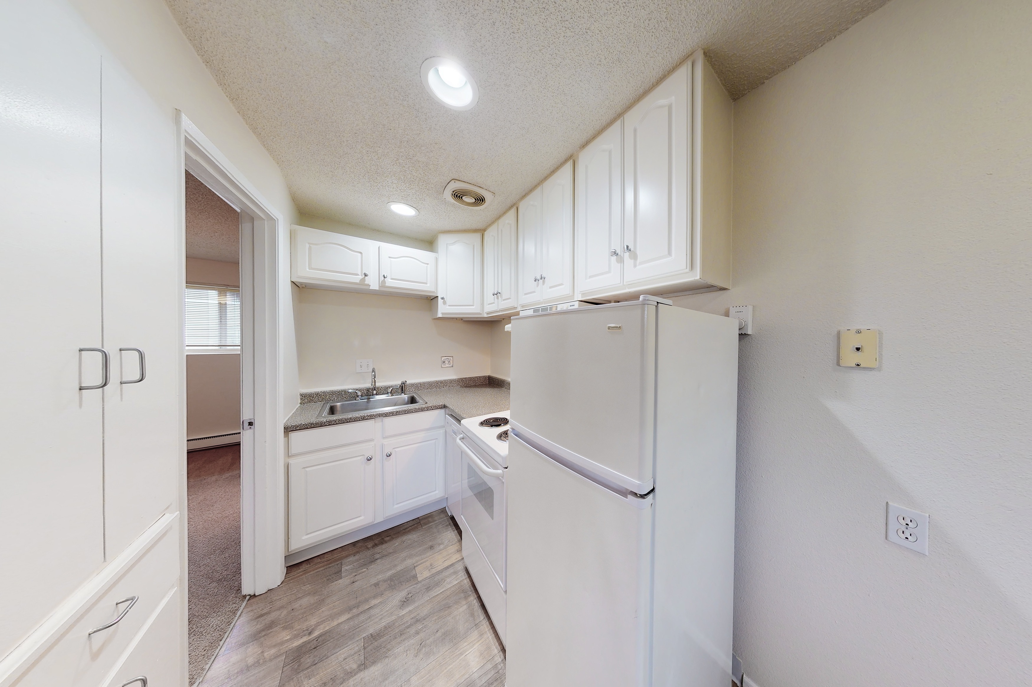 View Photos Take A Virtual Tour Highland Court Apartments