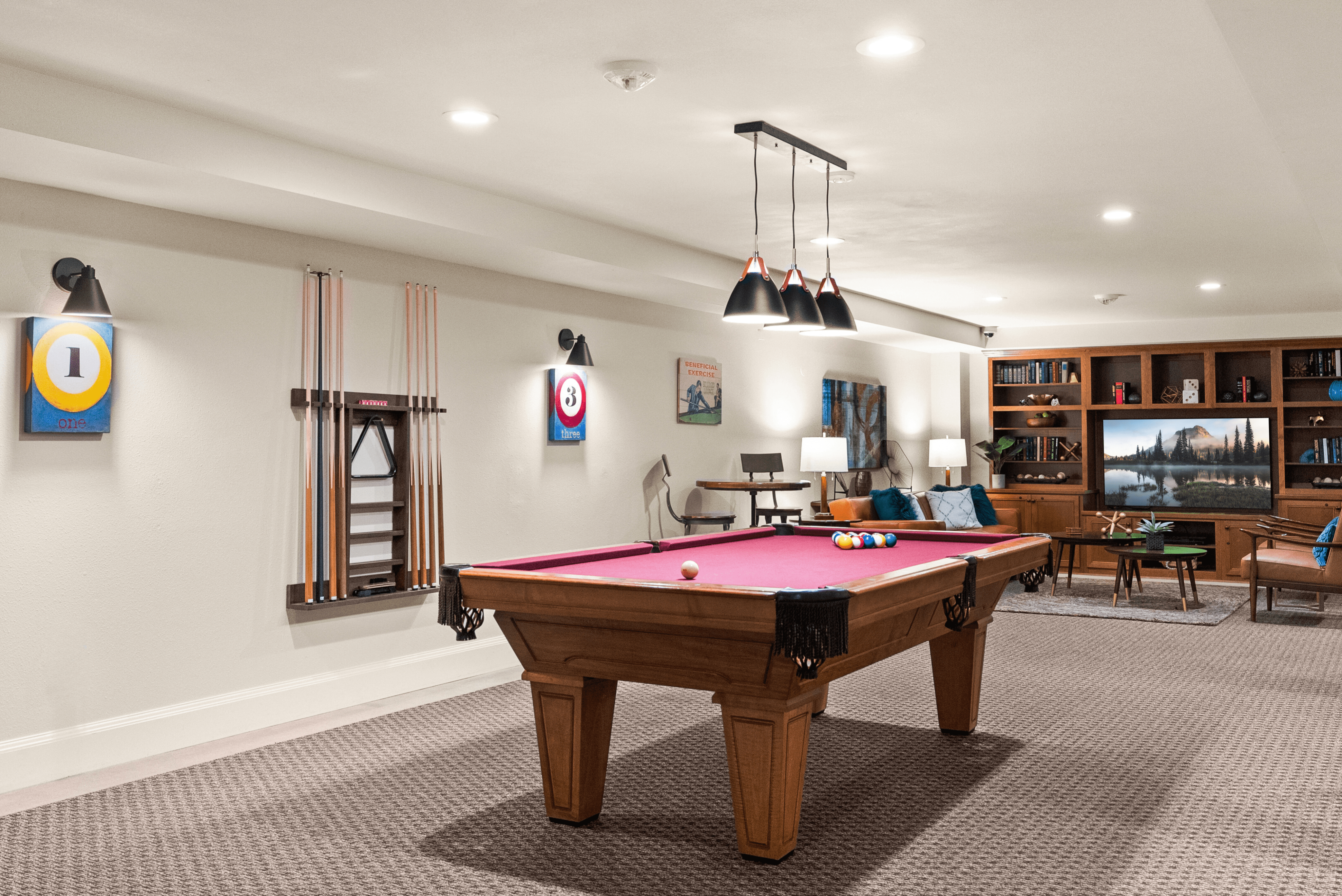 Resident Lounge l Apartments for Rent in Tacoma, WA l Fircrest Gardens Apartments