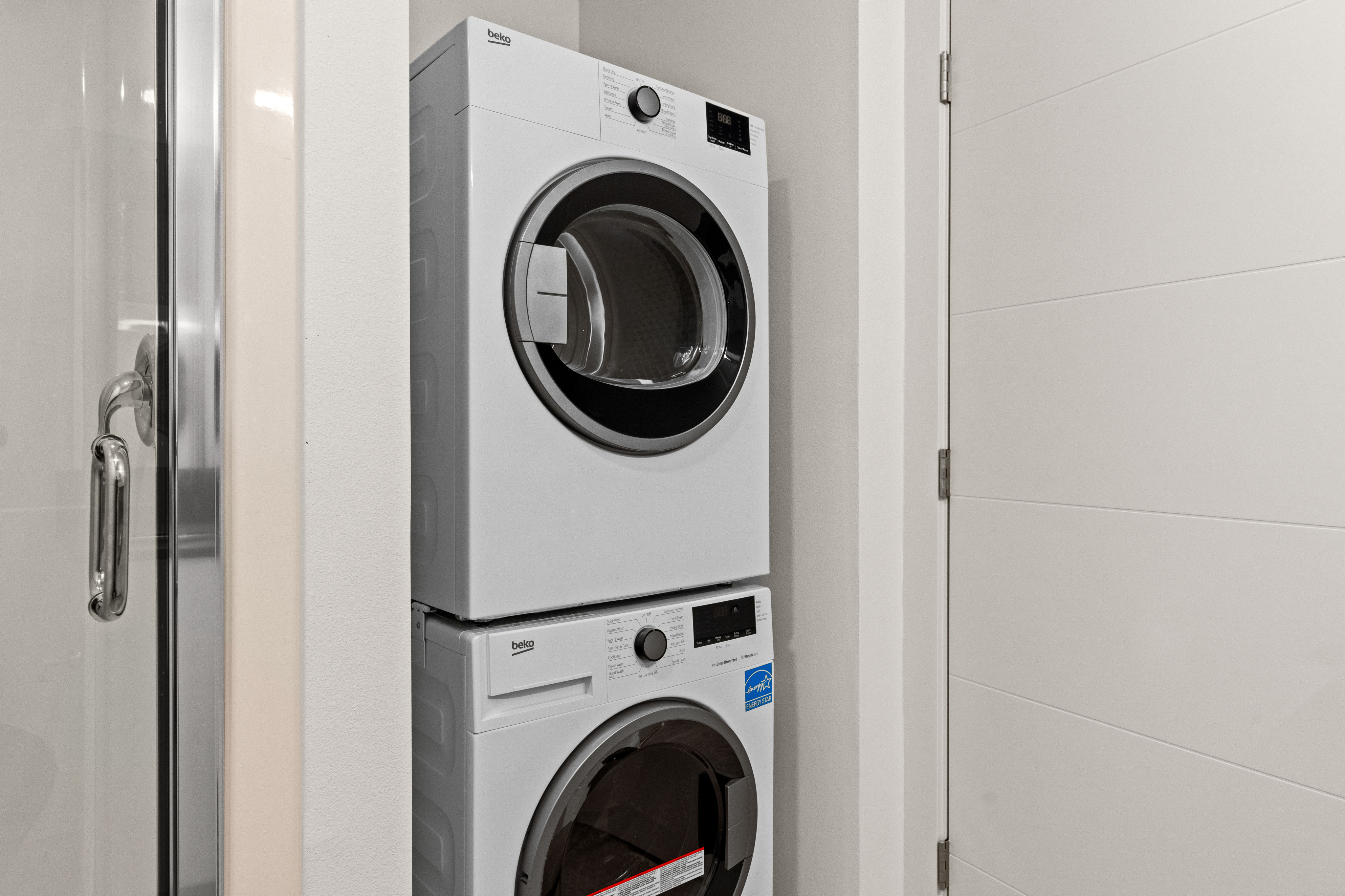 Full Size Washer & Dryer