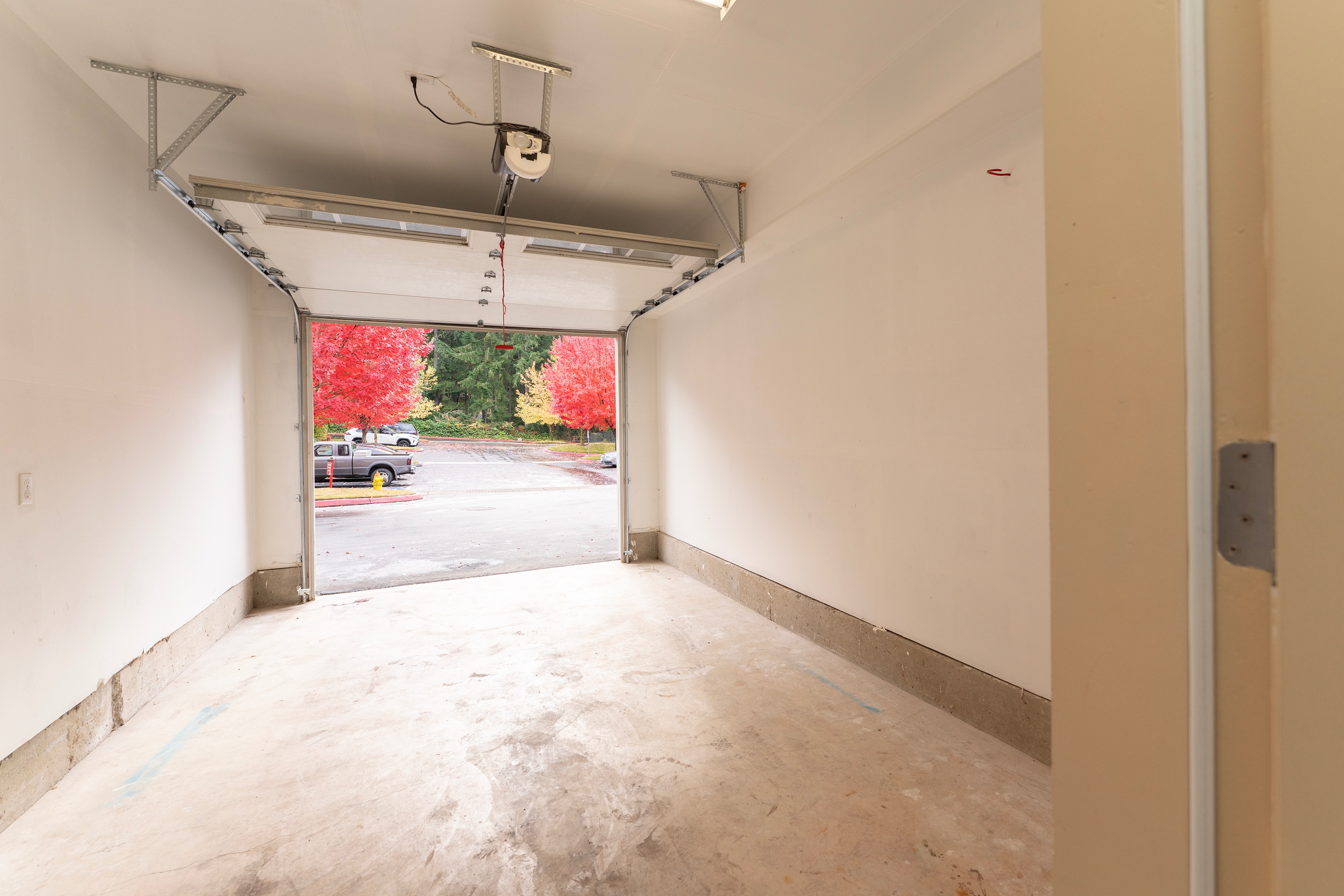 2x2 w/Den & Garage Townhome - 1306 sq ft