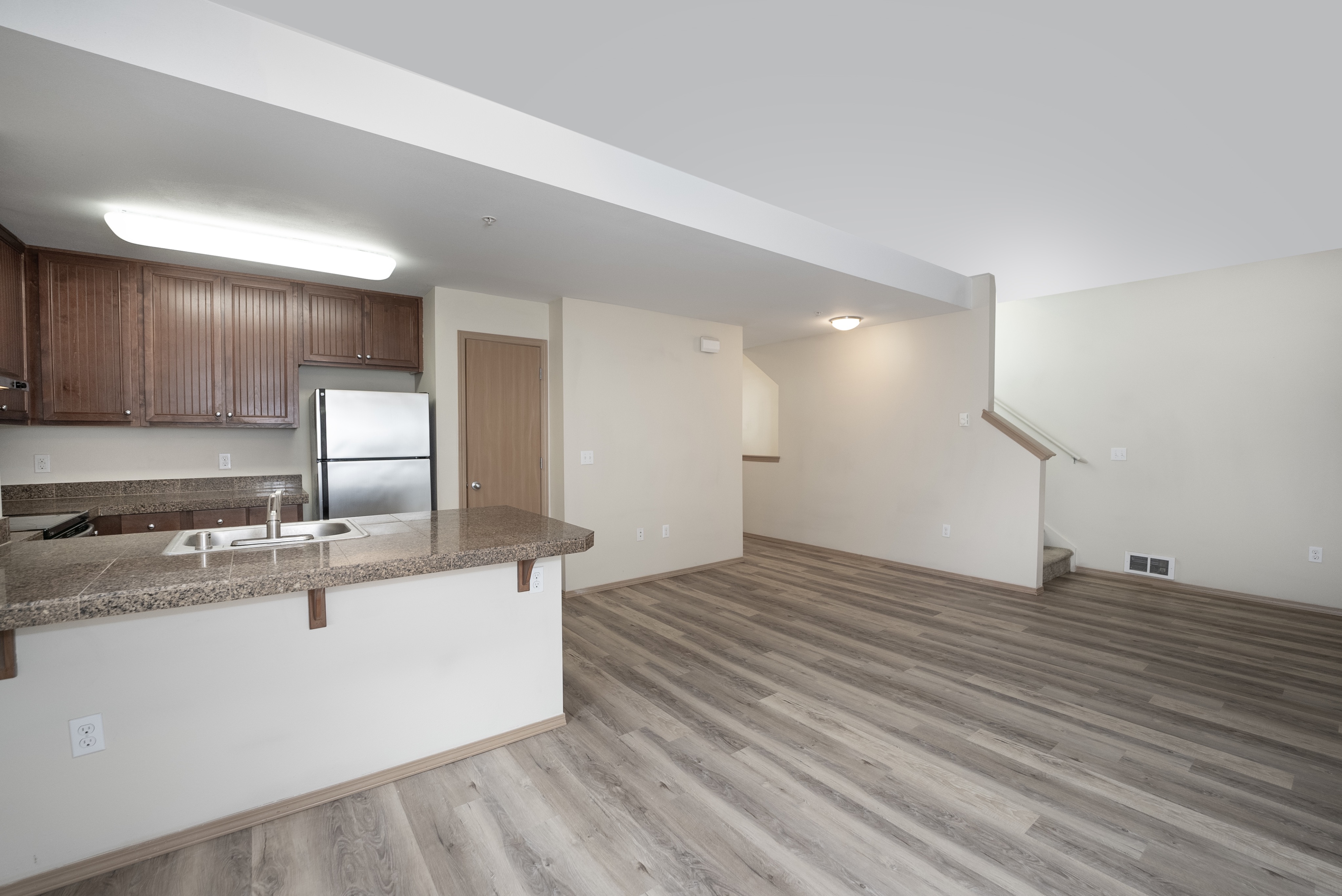 3x2 Townhome w/Garage - 1280 sq ft