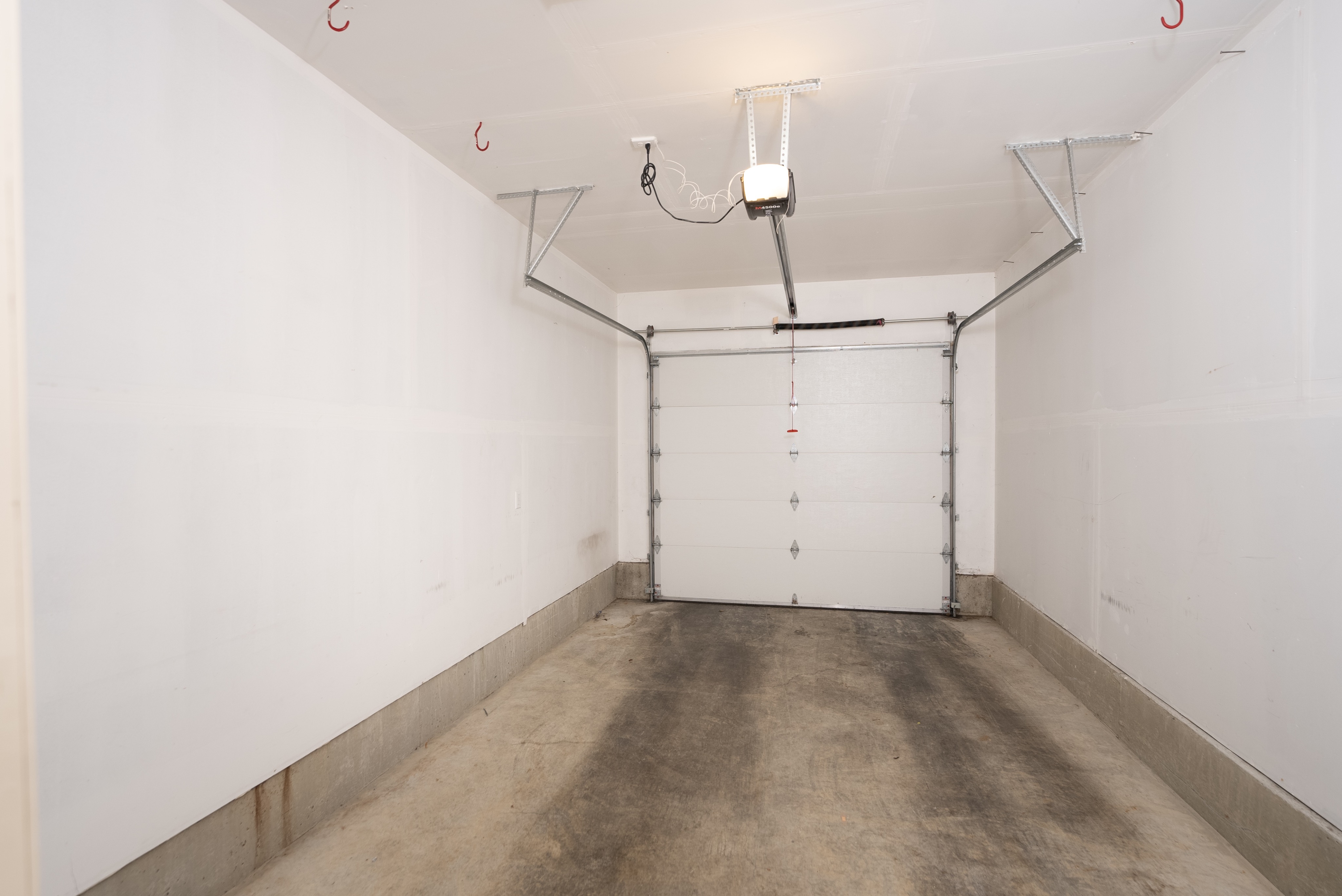 3x2 Townhome w/Garage - 1280 sq ft