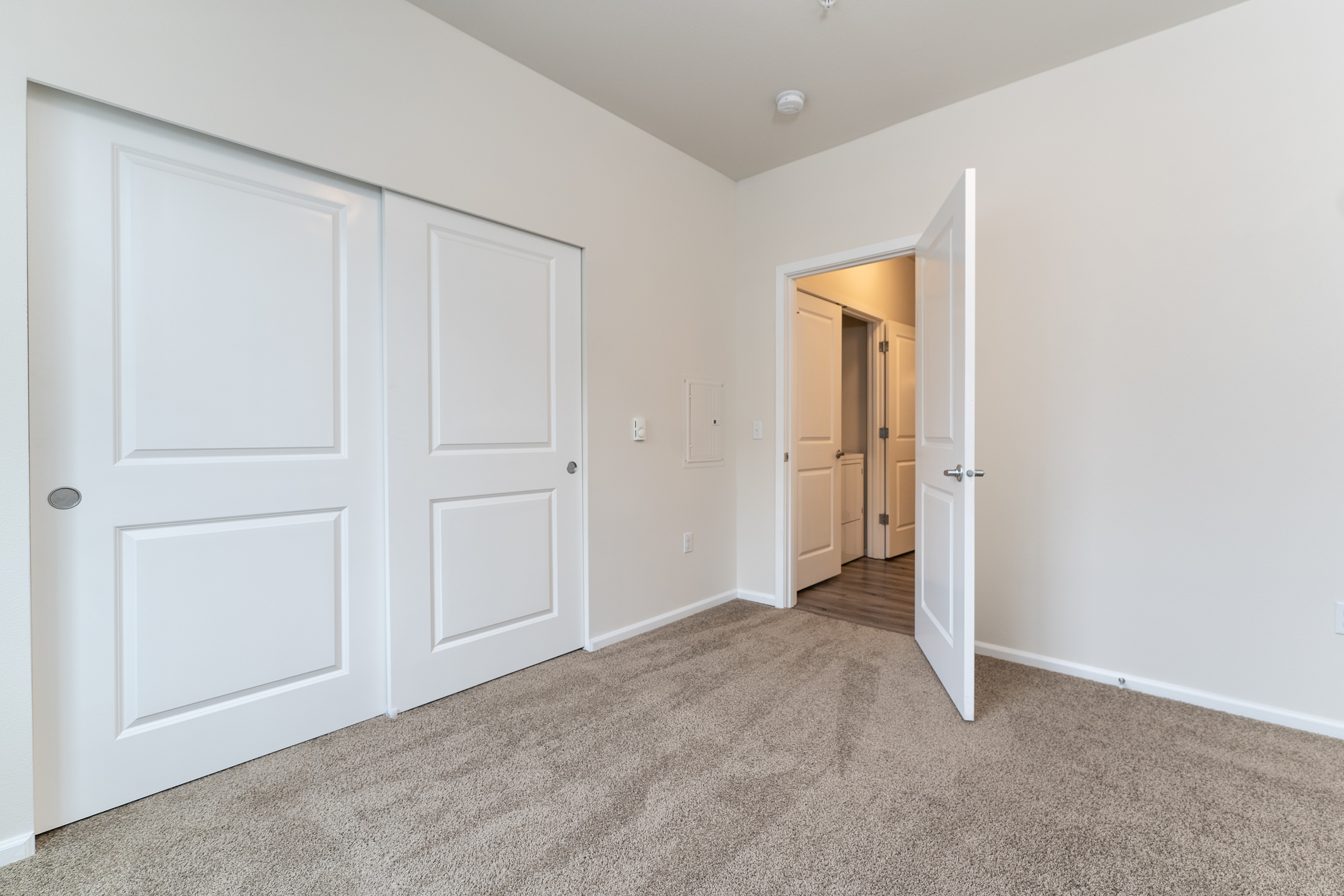 1x1 Standard 763 Sq Ft