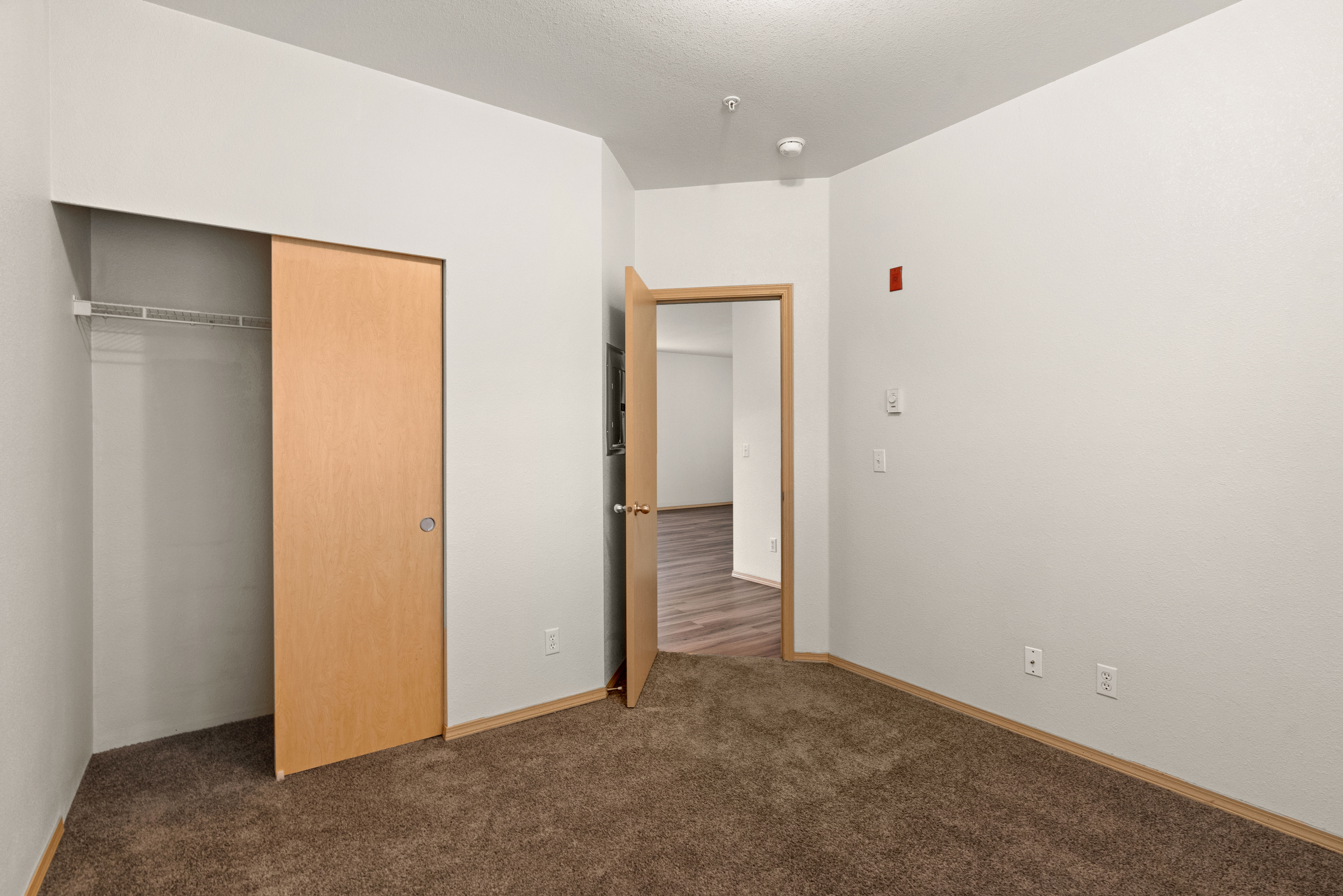 2 Bedroom 1 Bath Deluxe 1052 Sq Ft