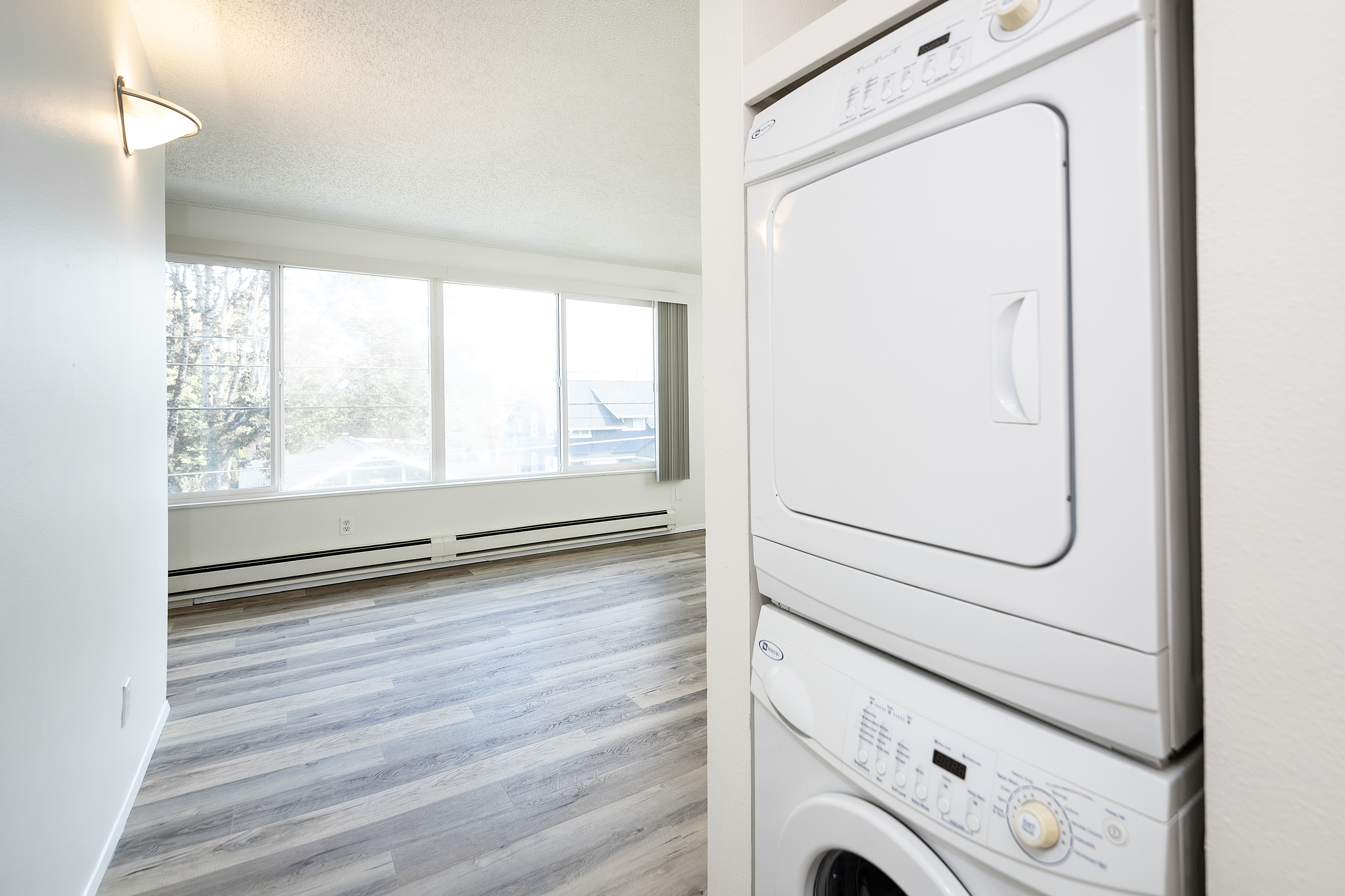 1 Bedroom Standard 605 Sq Ft