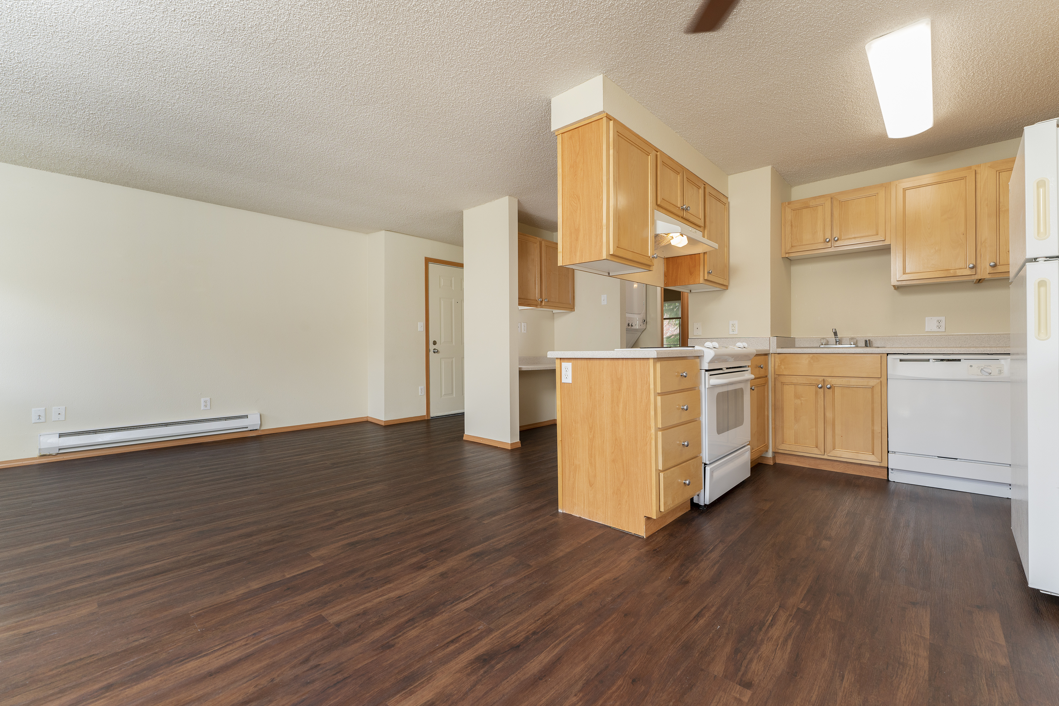 2 Bedroom 1 Bath Deluxe 864 Sq Ft