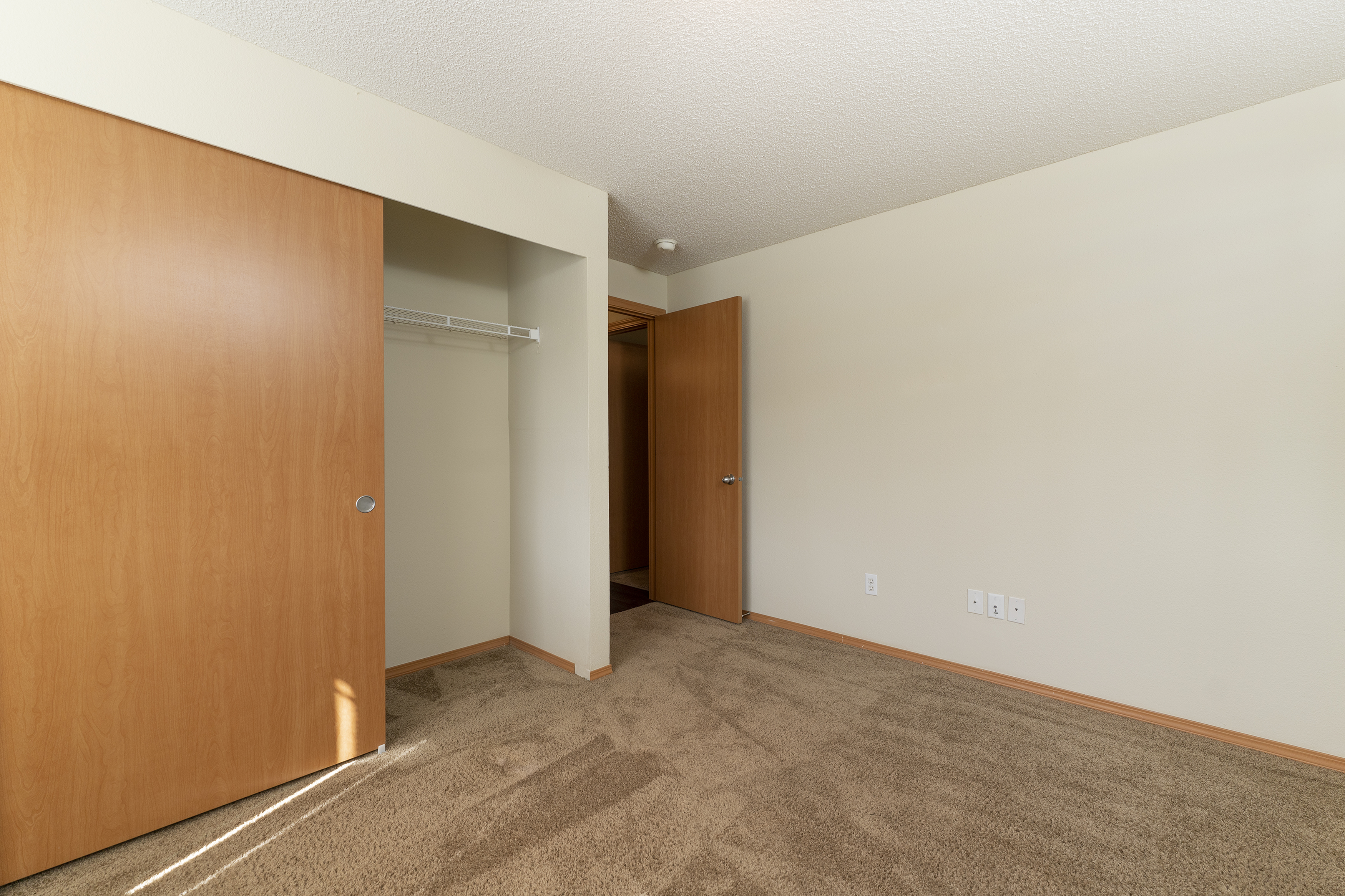 2 Bedroom 1 Bath Deluxe 864 Sq Ft