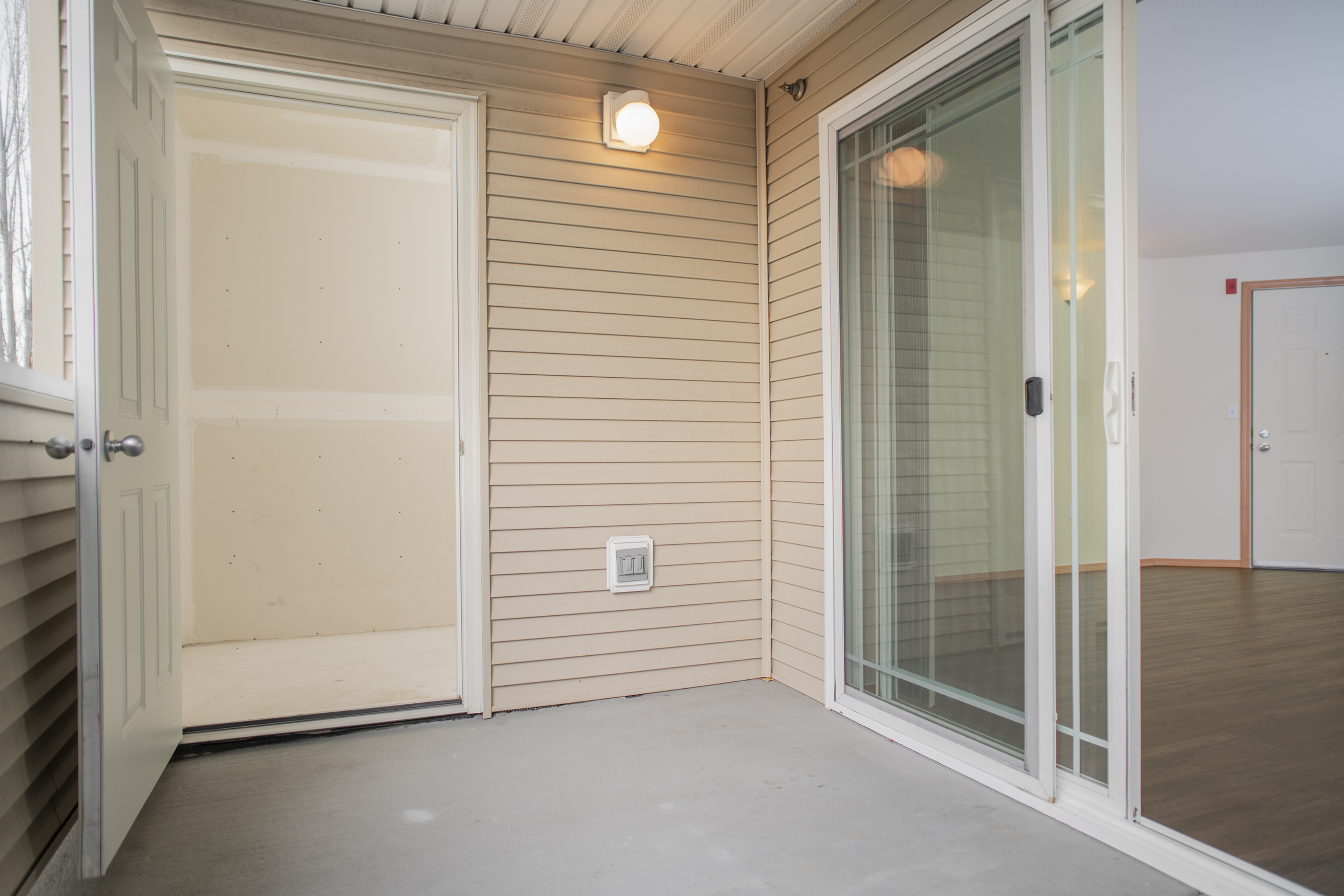 2 Bedroom 2 Bath Deluxe 1008 Sq Ft