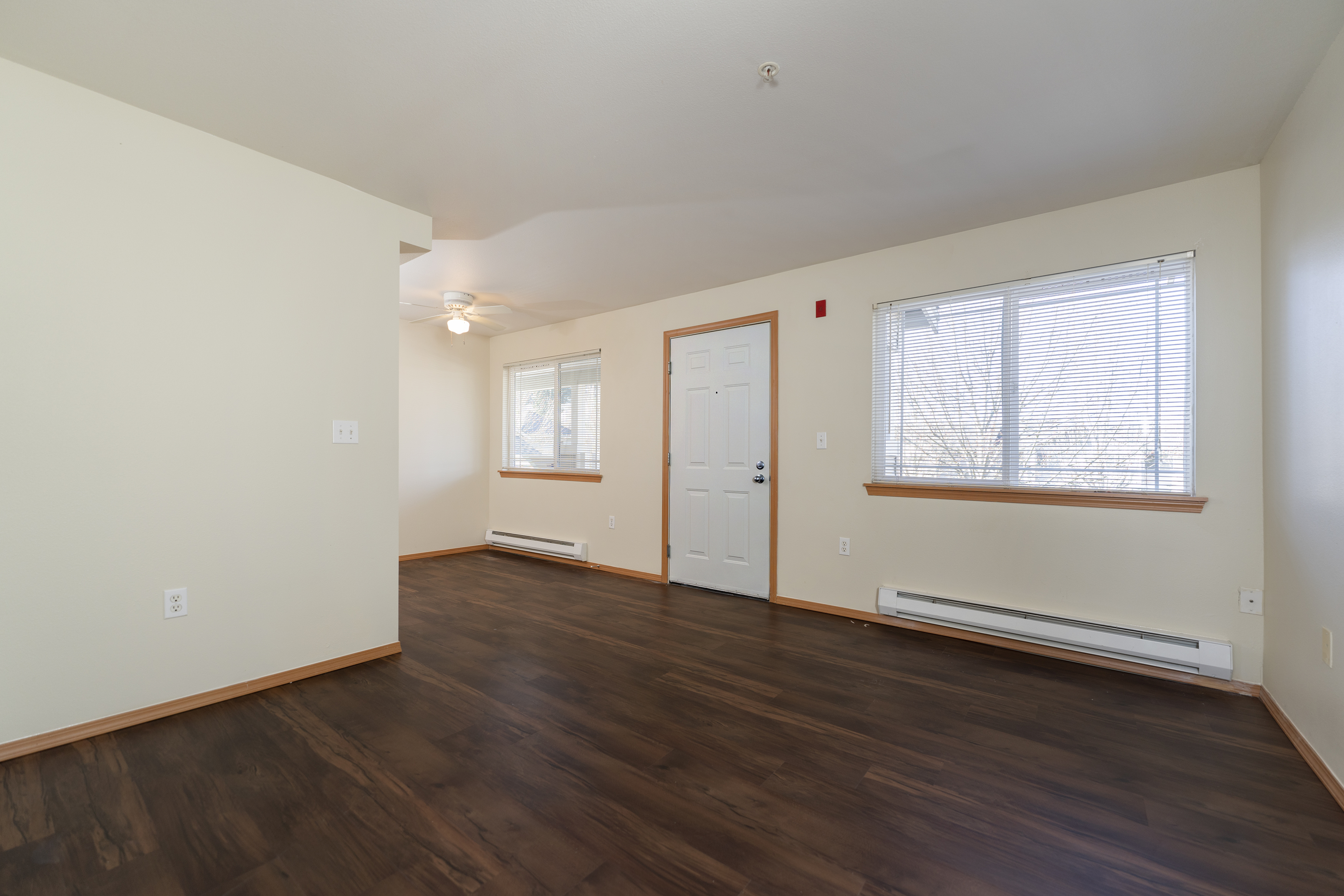2 Bedroom 2 Bath Townhome 900 Sq Ft