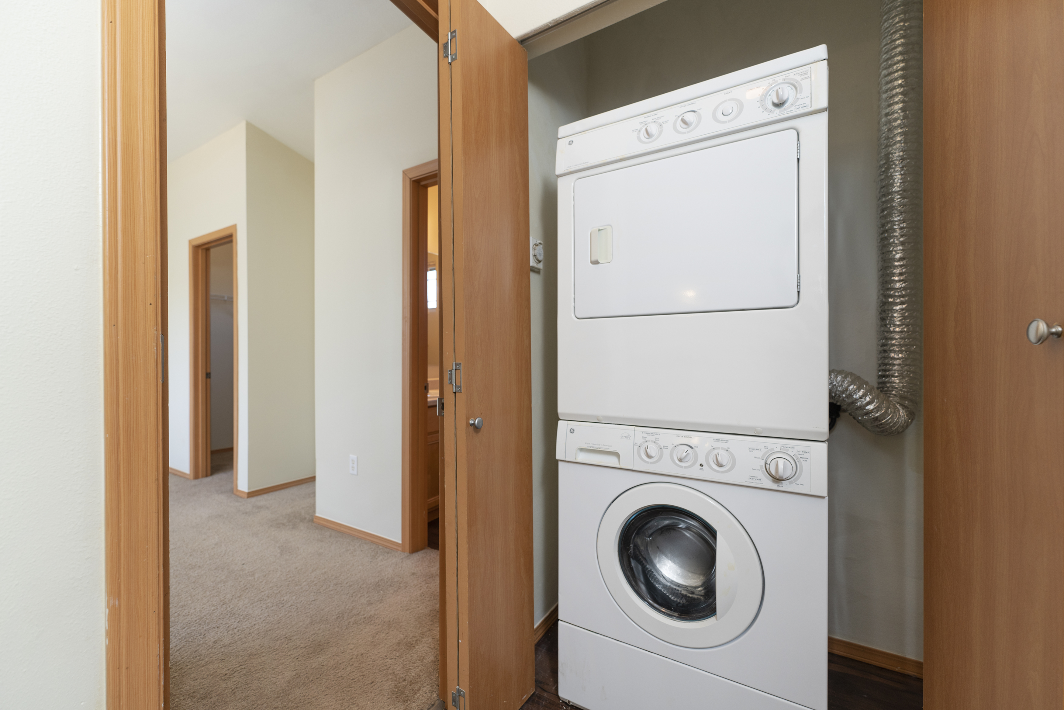 2 Bedroom 2 Bath Townhome 900 Sq Ft