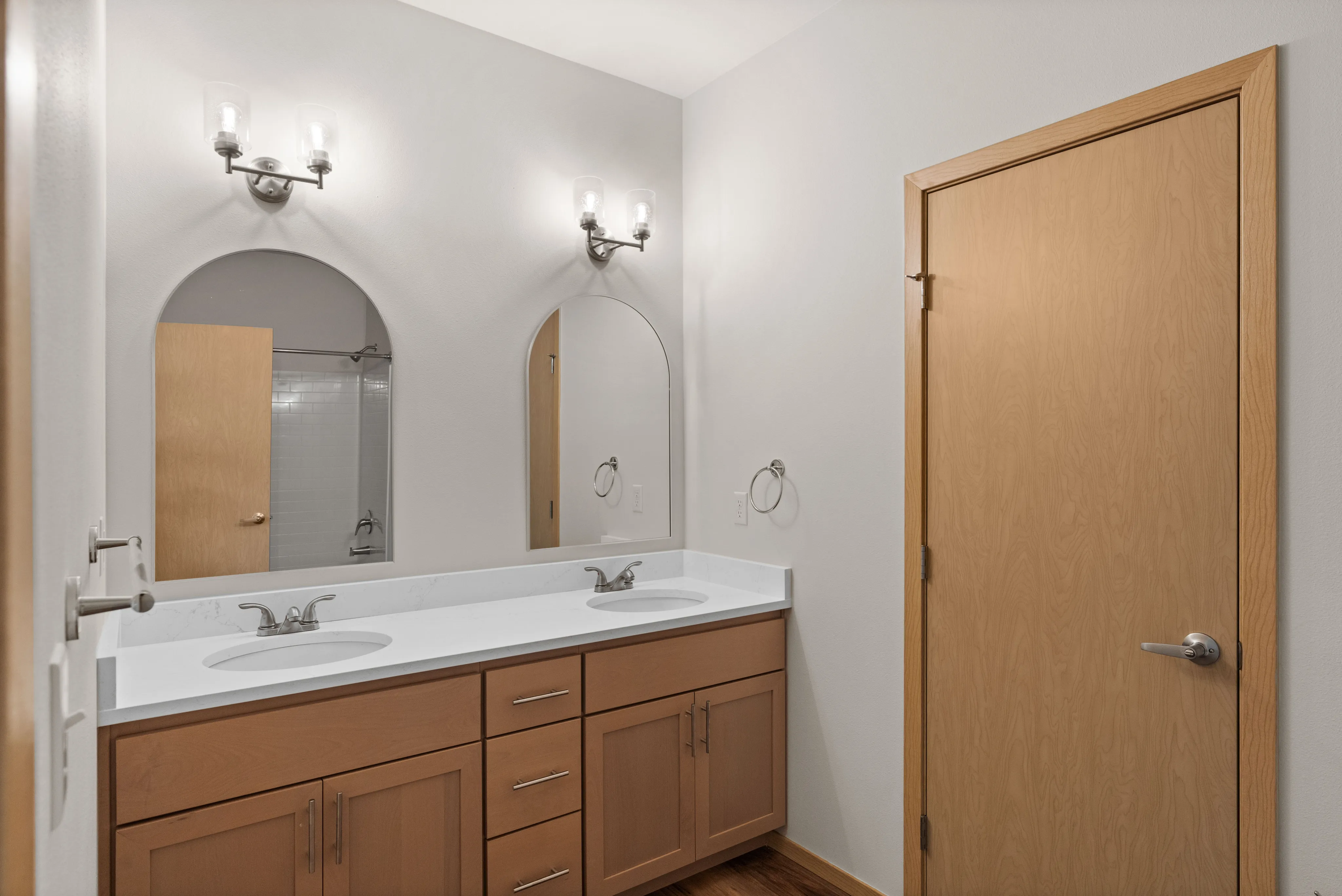 1 Bedroom Deluxe 749 Sq Ft