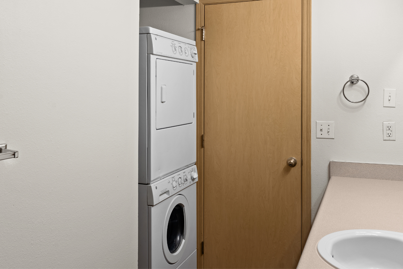 One Bedroom Standard 720 Sq Ft