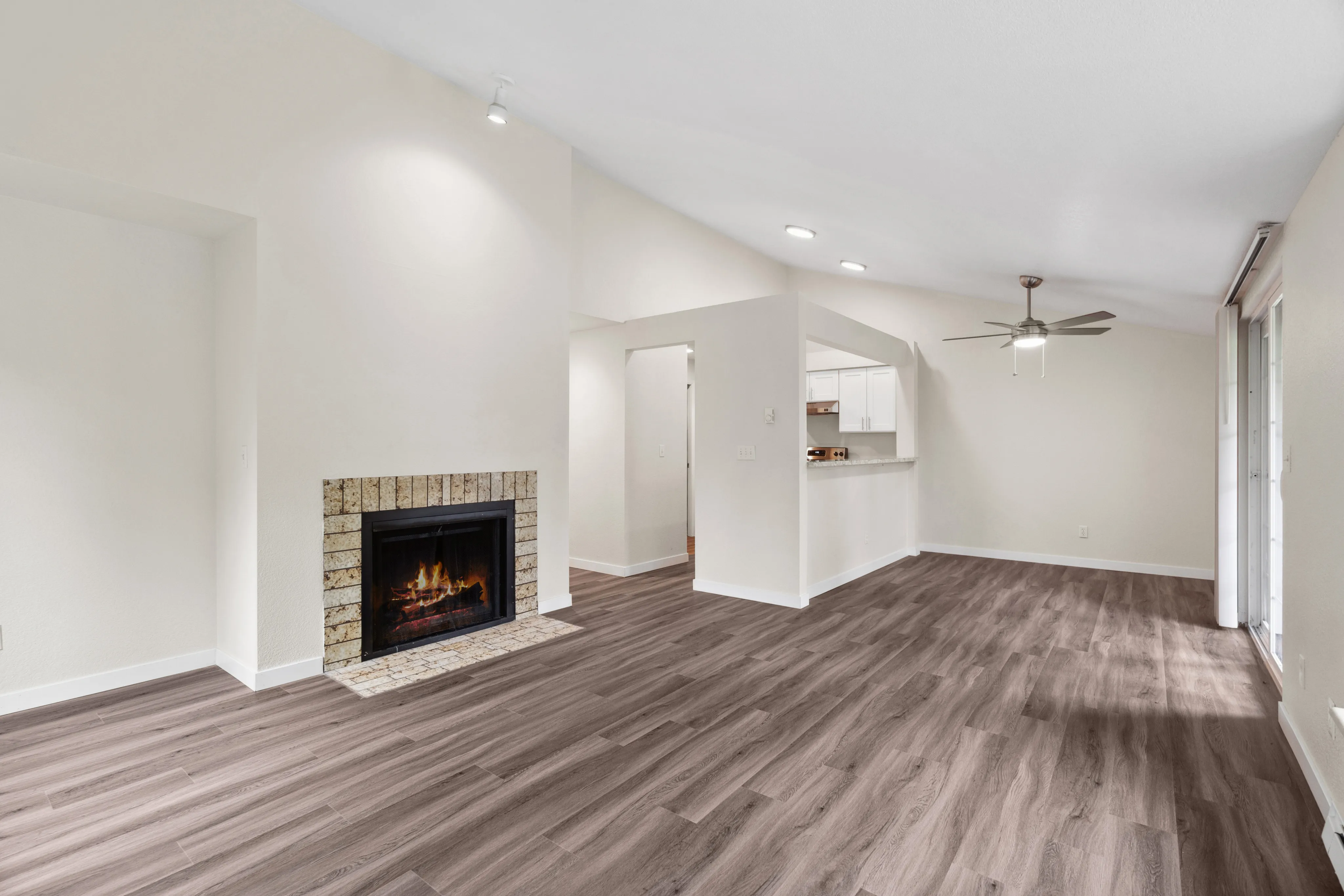 2x1.5 Deluxe - 1028 sq ft