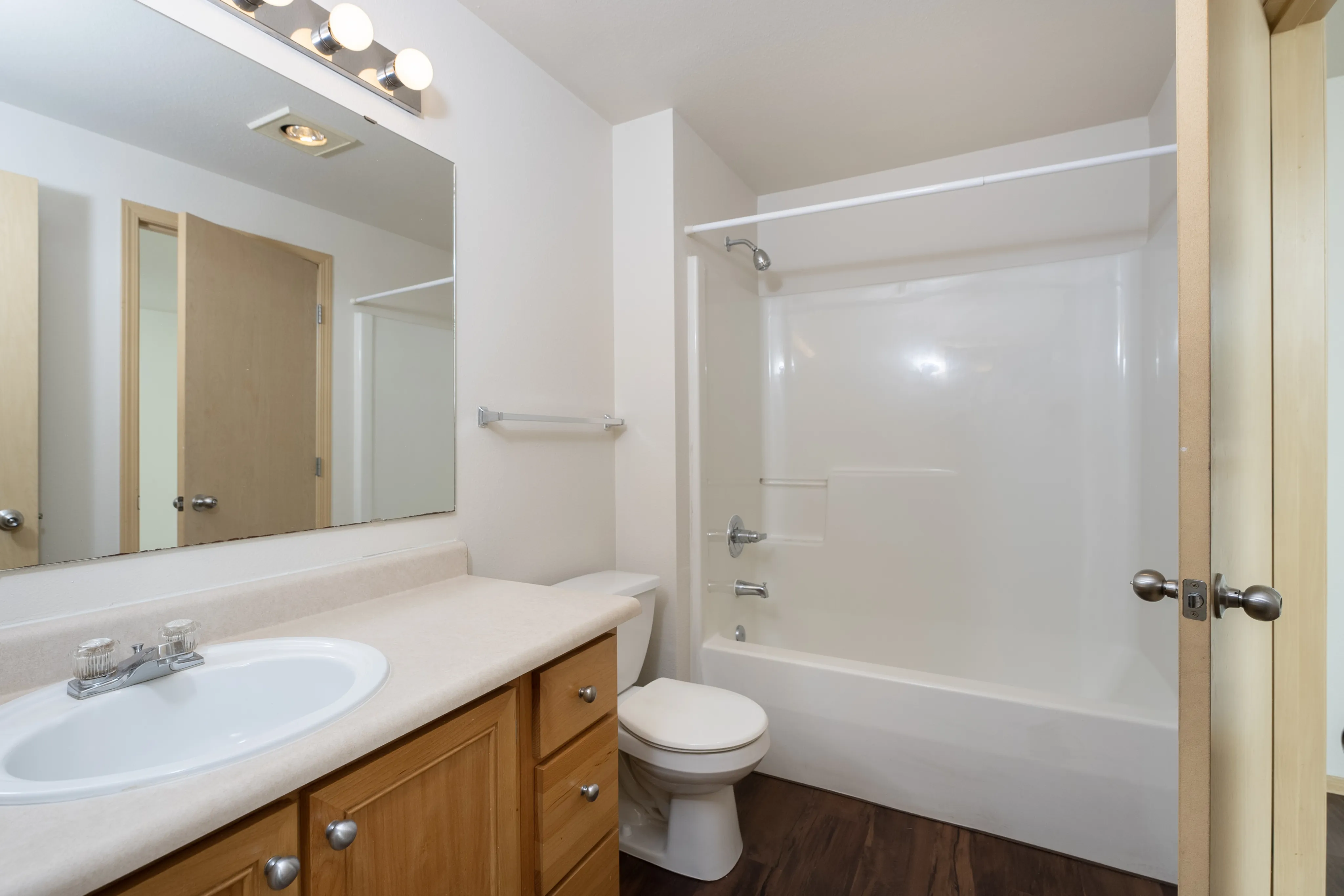 1 Bedroom Economy