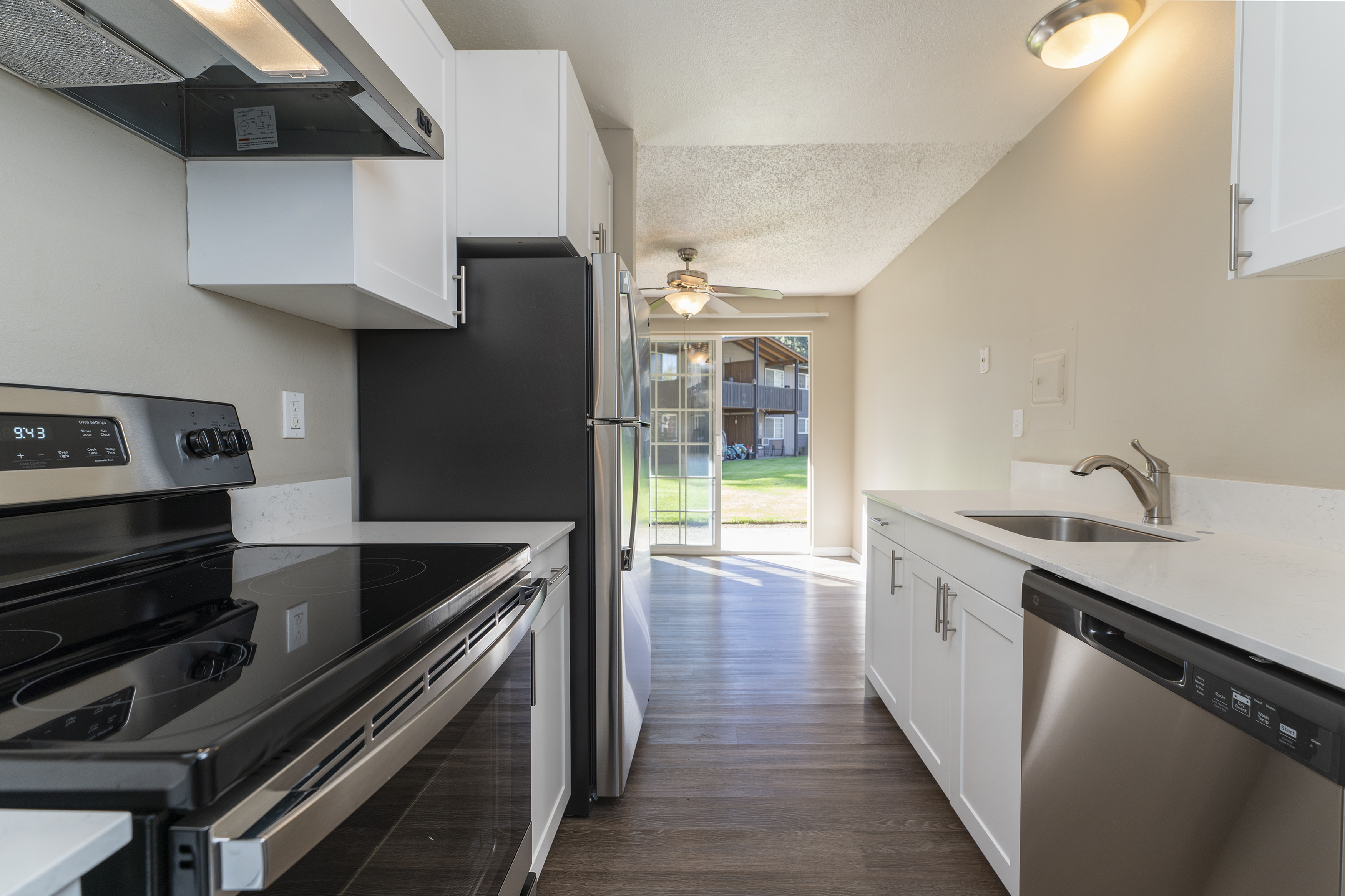 1 Bed 1 Bath Standard - 750 Sq Ft