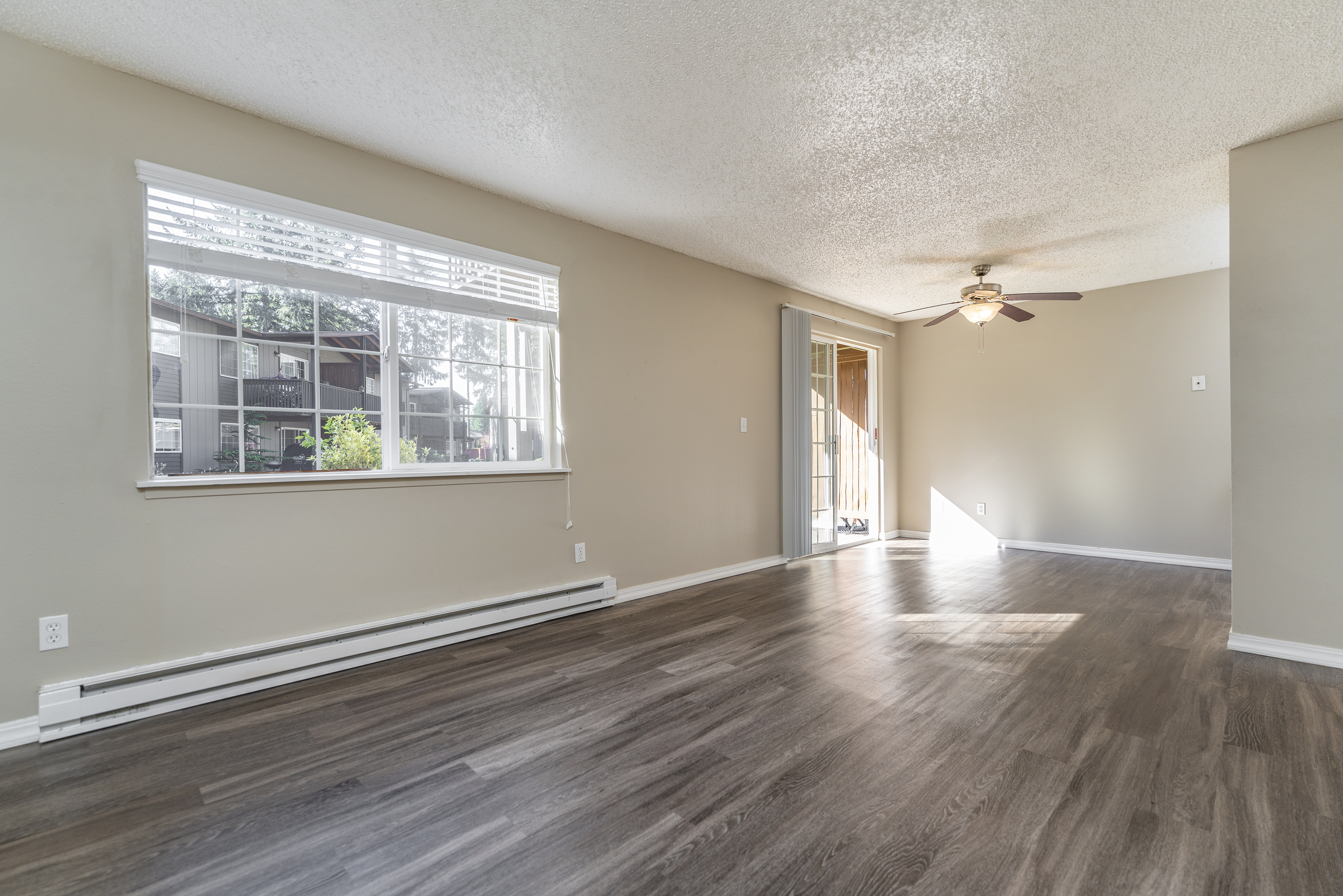 1 Bed 1 Bath Standard - 750 Sq Ft