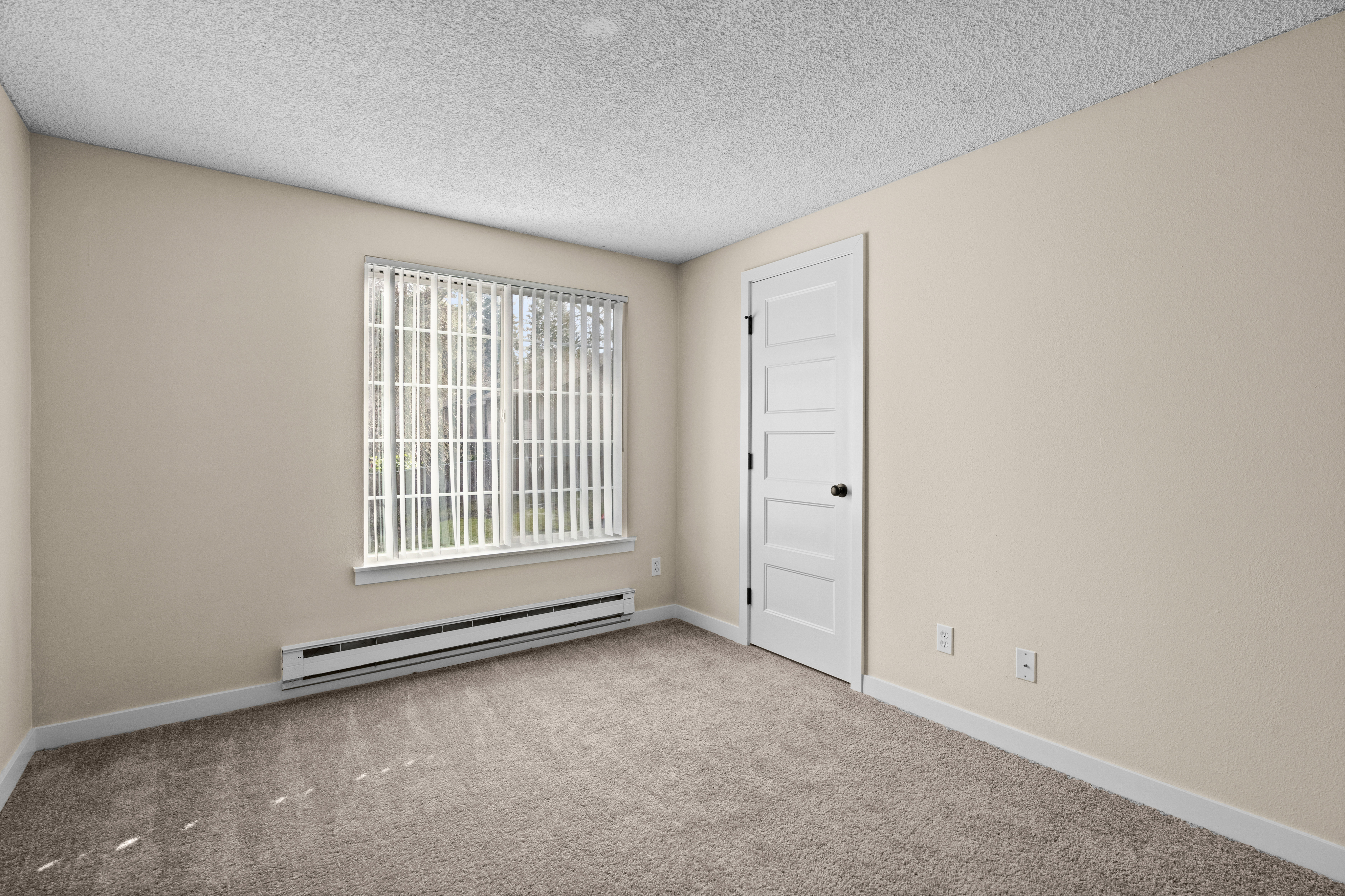 1 Bed 1 Bath Standard - 645 Sq Ft