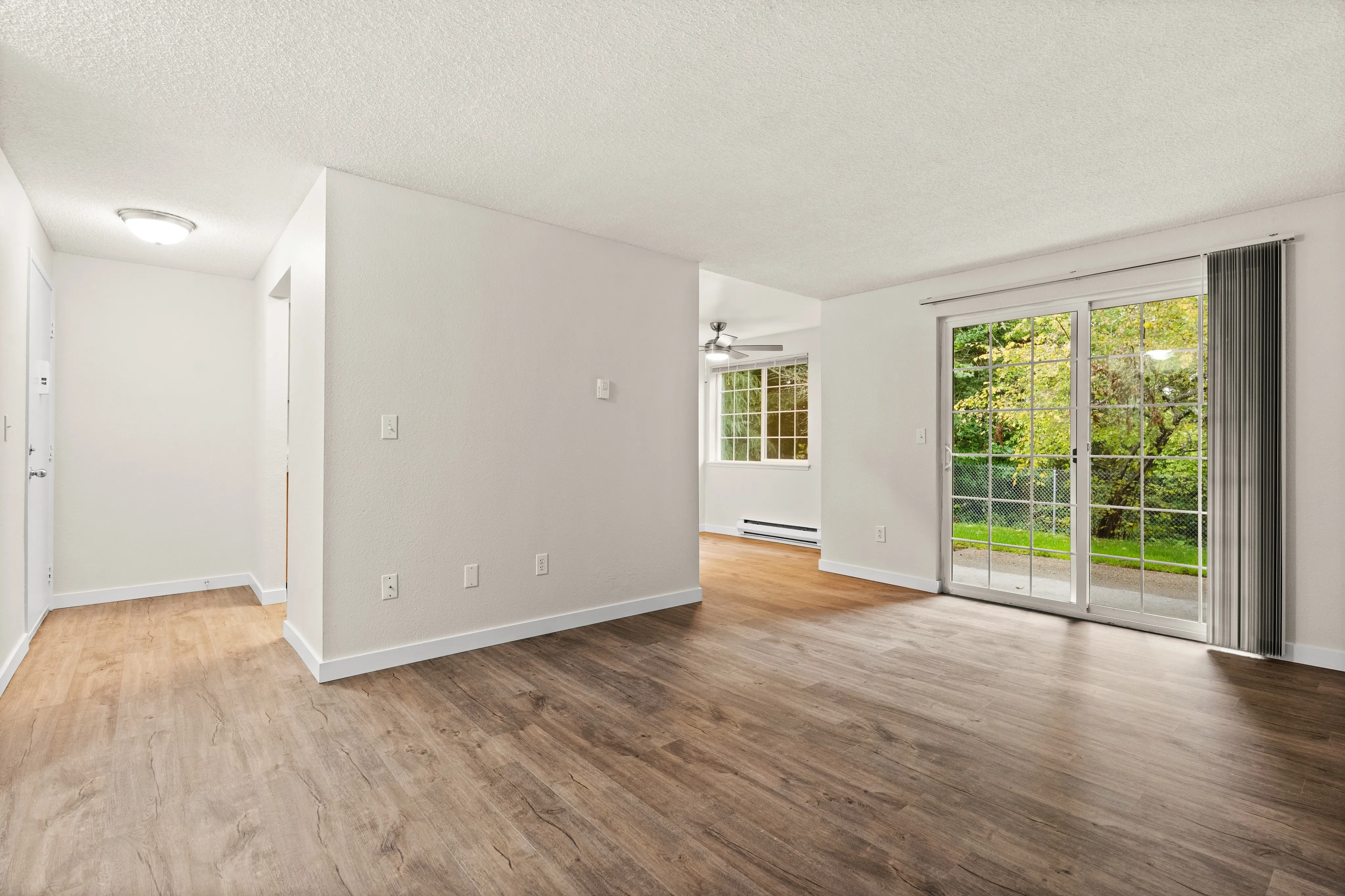 1 Bed 1 Bath - 800 Sq Ft