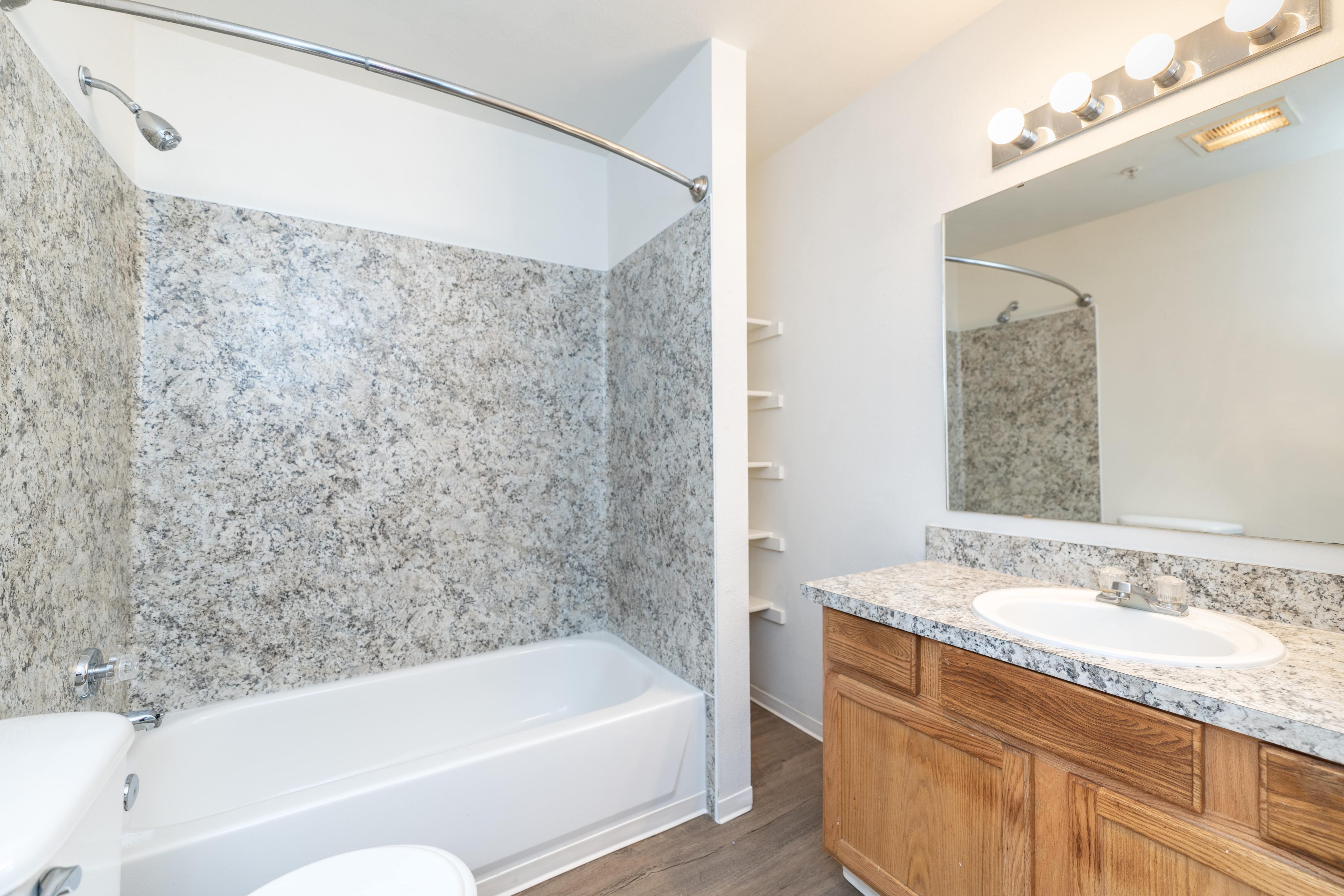 1 Bed 1 Bath Standard - 707 Sq Ft