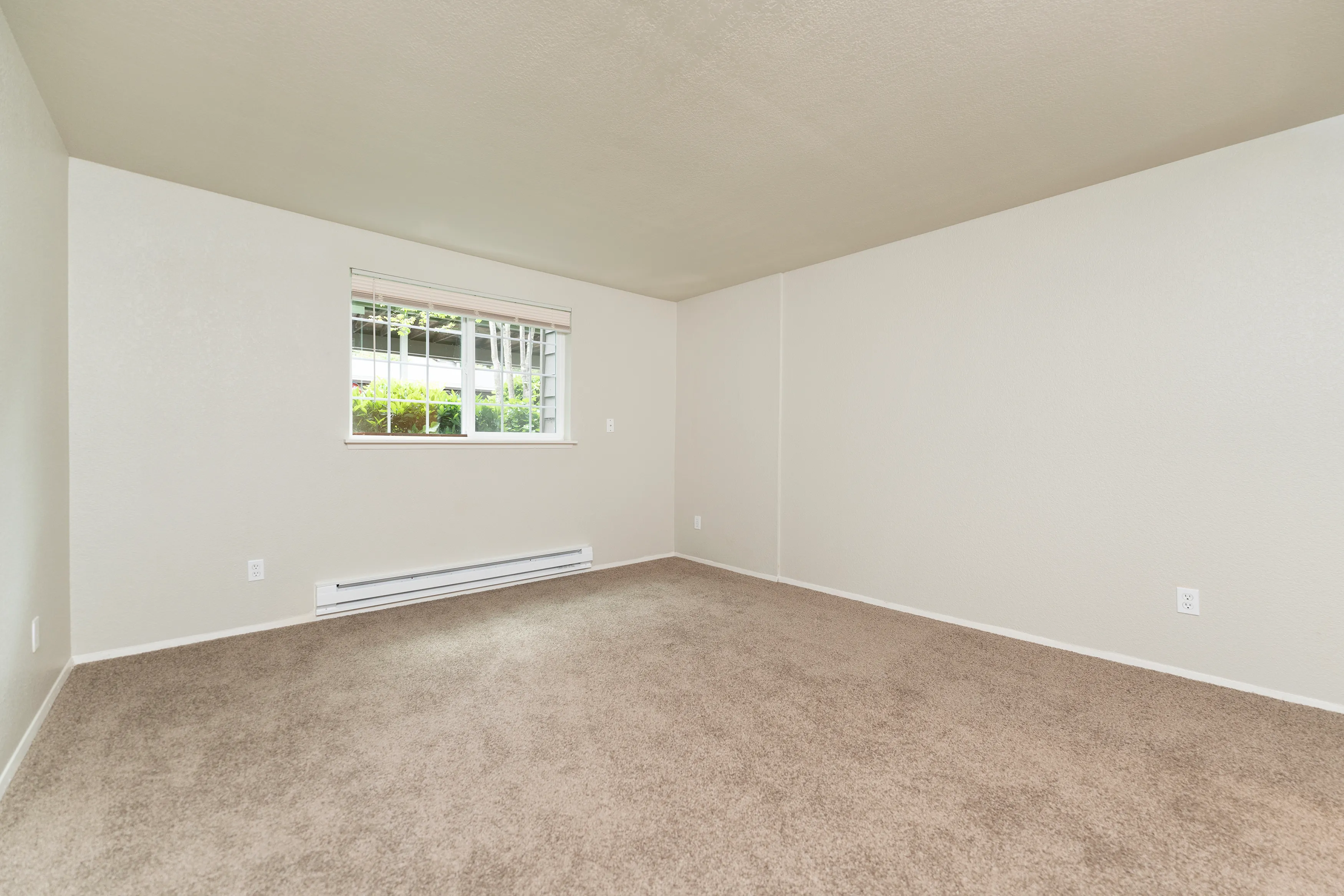 2 Bed 1.5 Bath Standard - 1,028 Sq Ft
