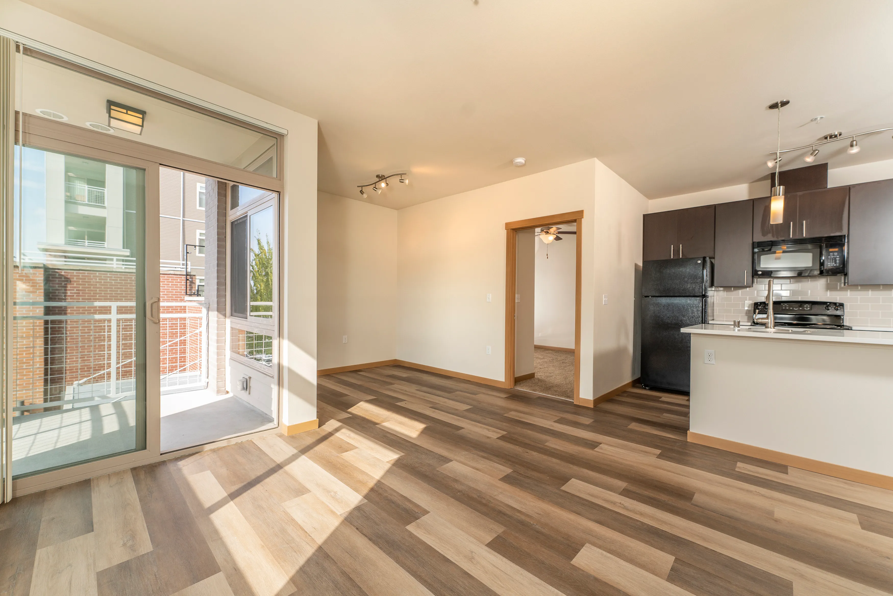 2 Bed 2 Bath Economy - 843 Sq Ft