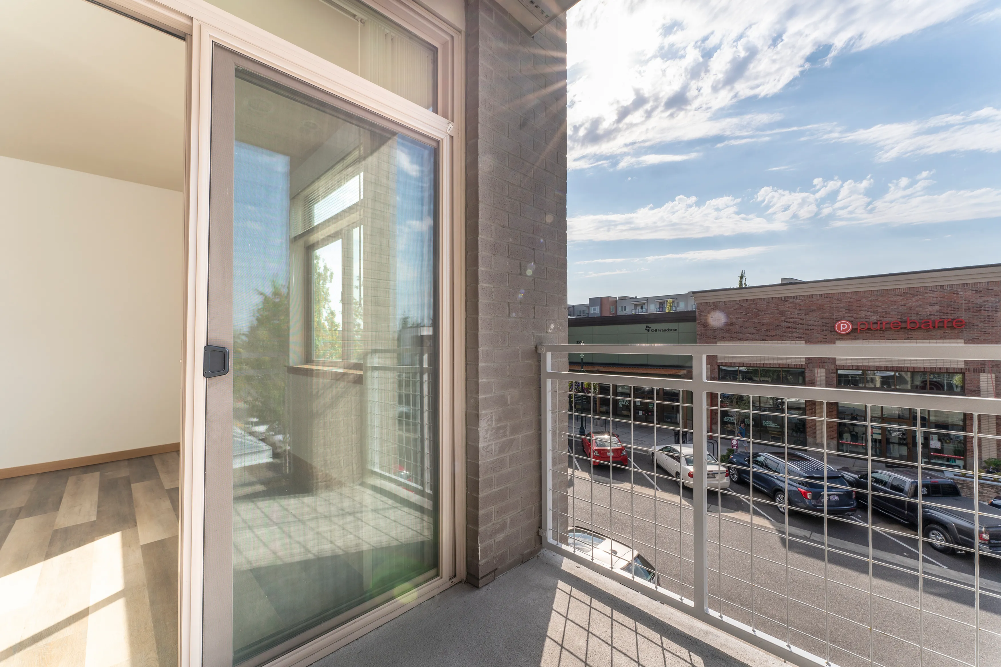 2 Bed 2 Bath Economy - 843 Sq Ft
