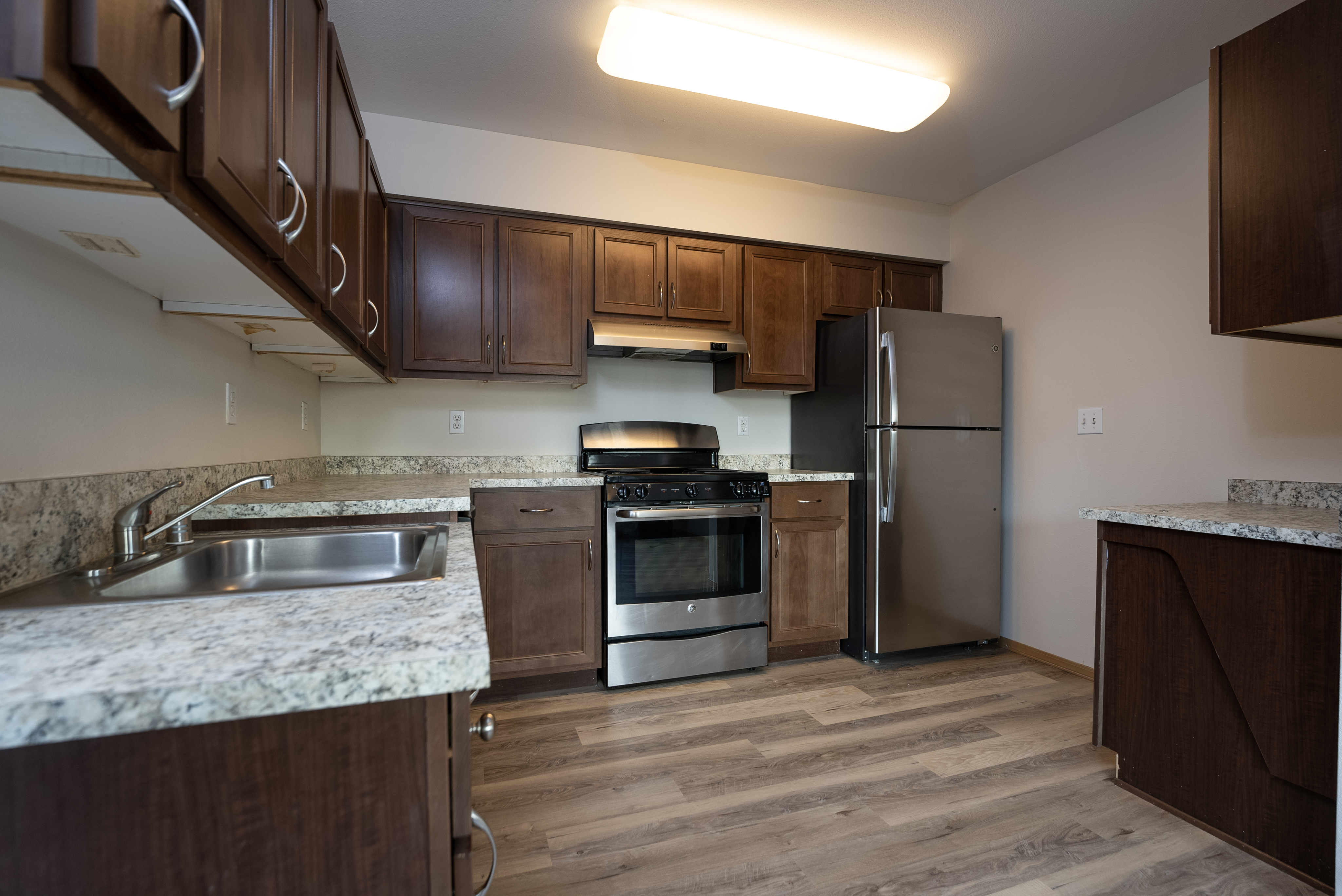 2 Bedroom 2 Bath Economy