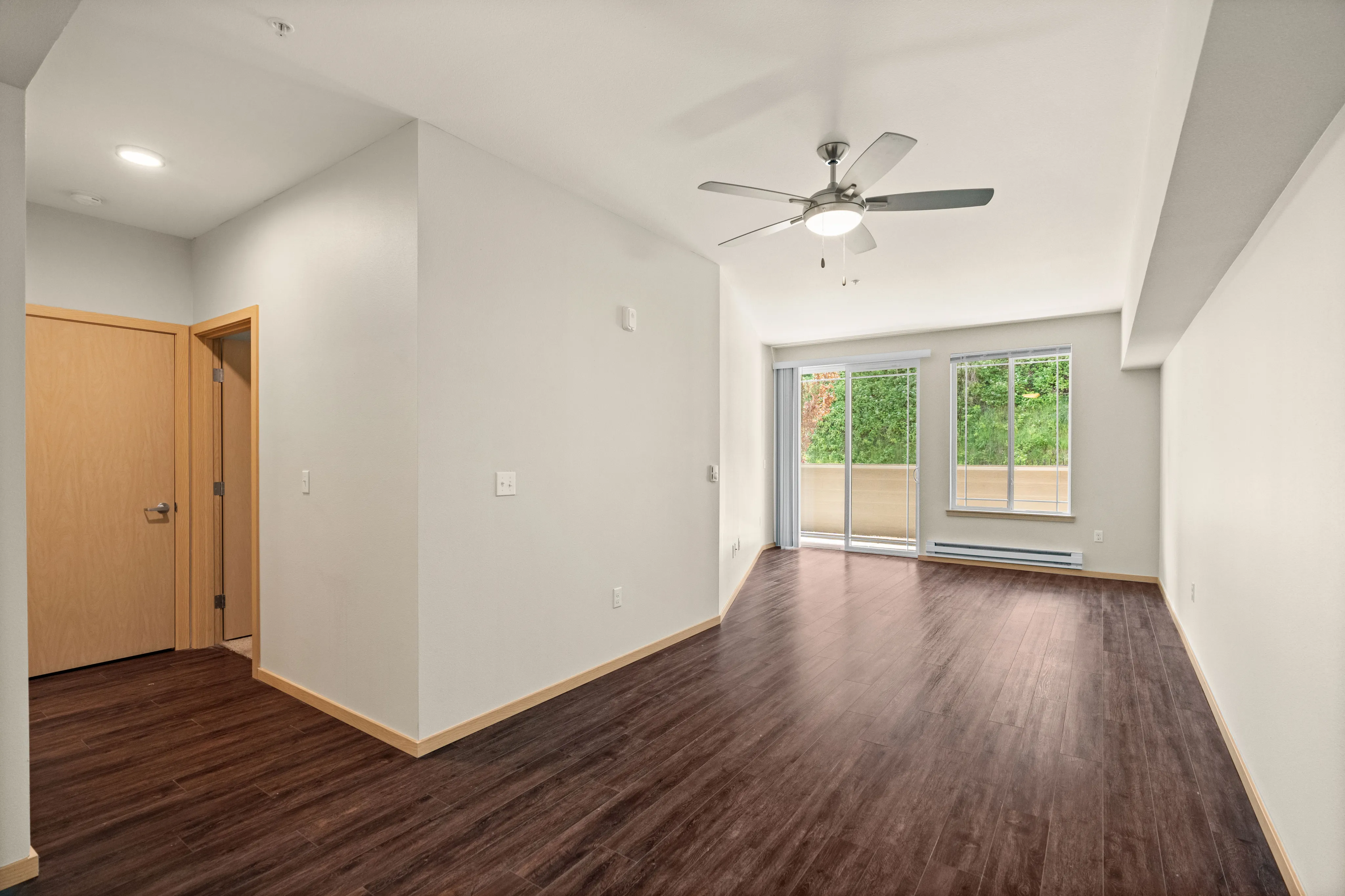 1 Bed 1 Bath Standard - 851 Sq Ft