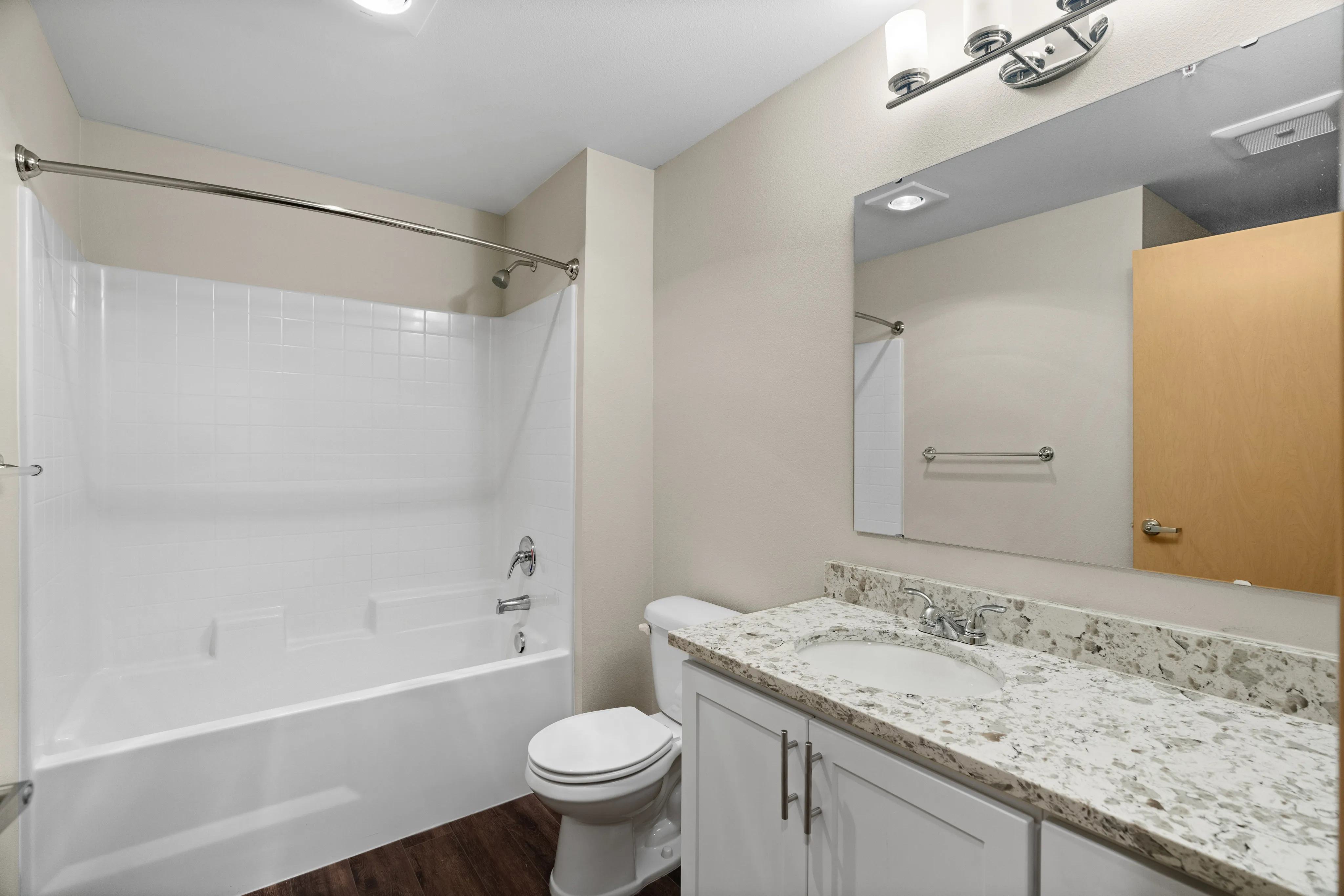 1 Bed 1 Bath Standard - 851 Sq Ft
