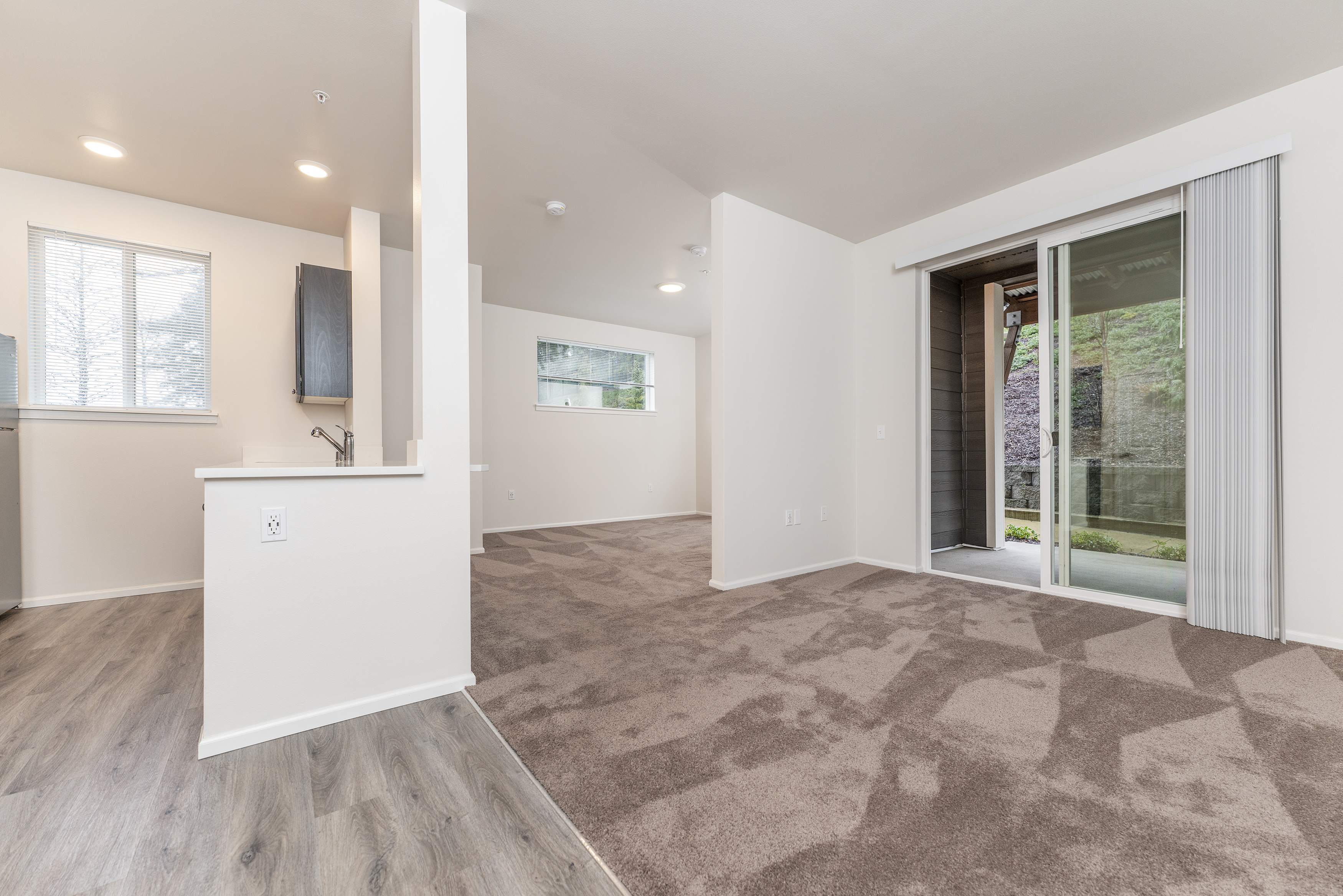 Studio 665 Sq Ft