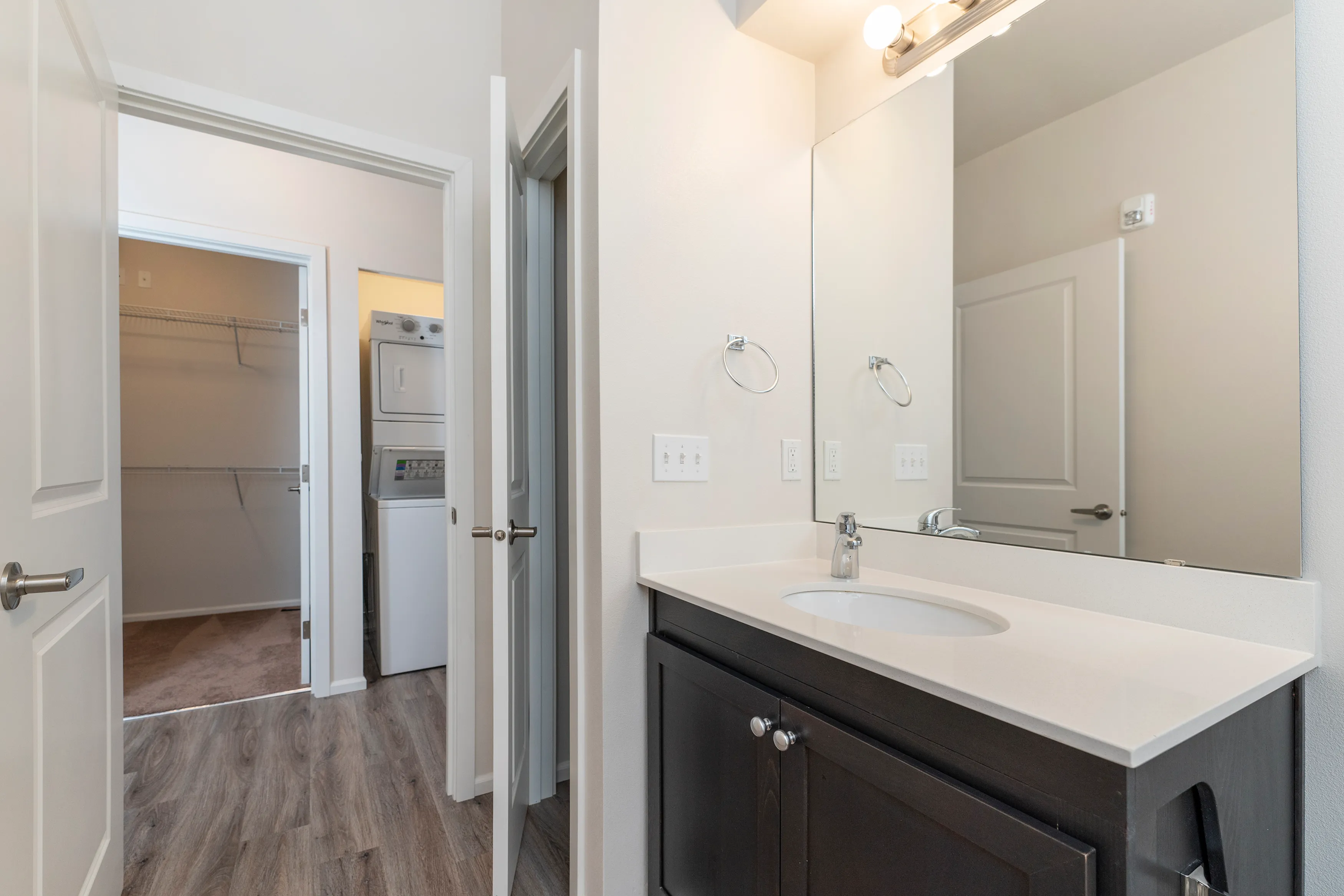 Studio 665 Sq Ft
