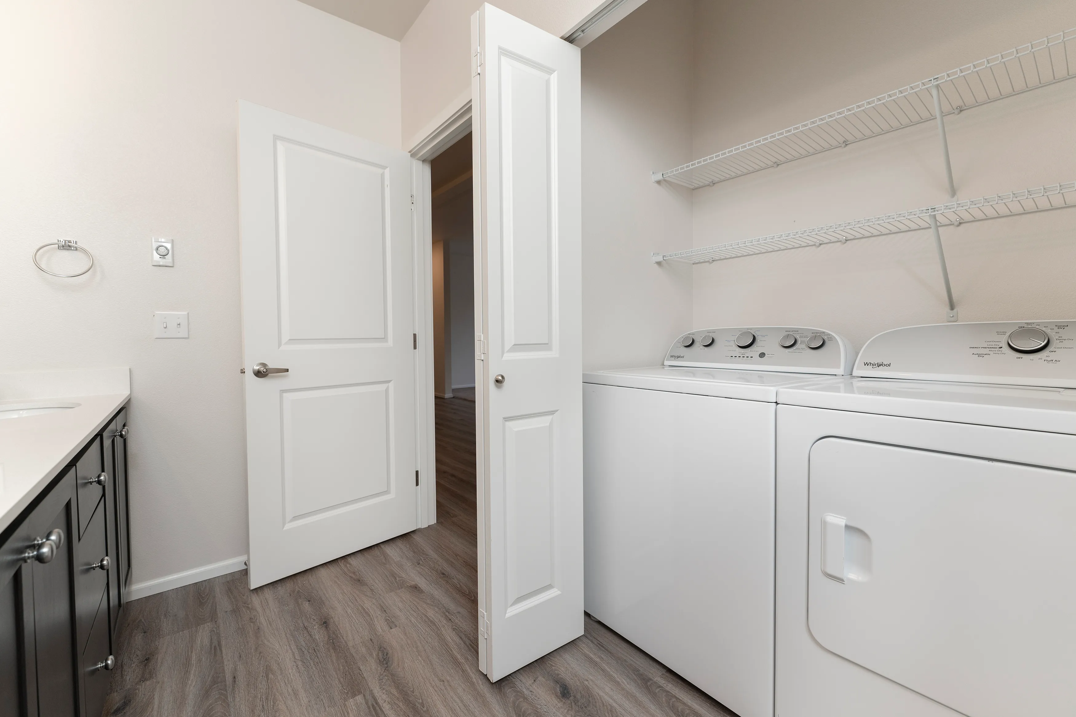 1x1 Deluxe 882 Sq Ft