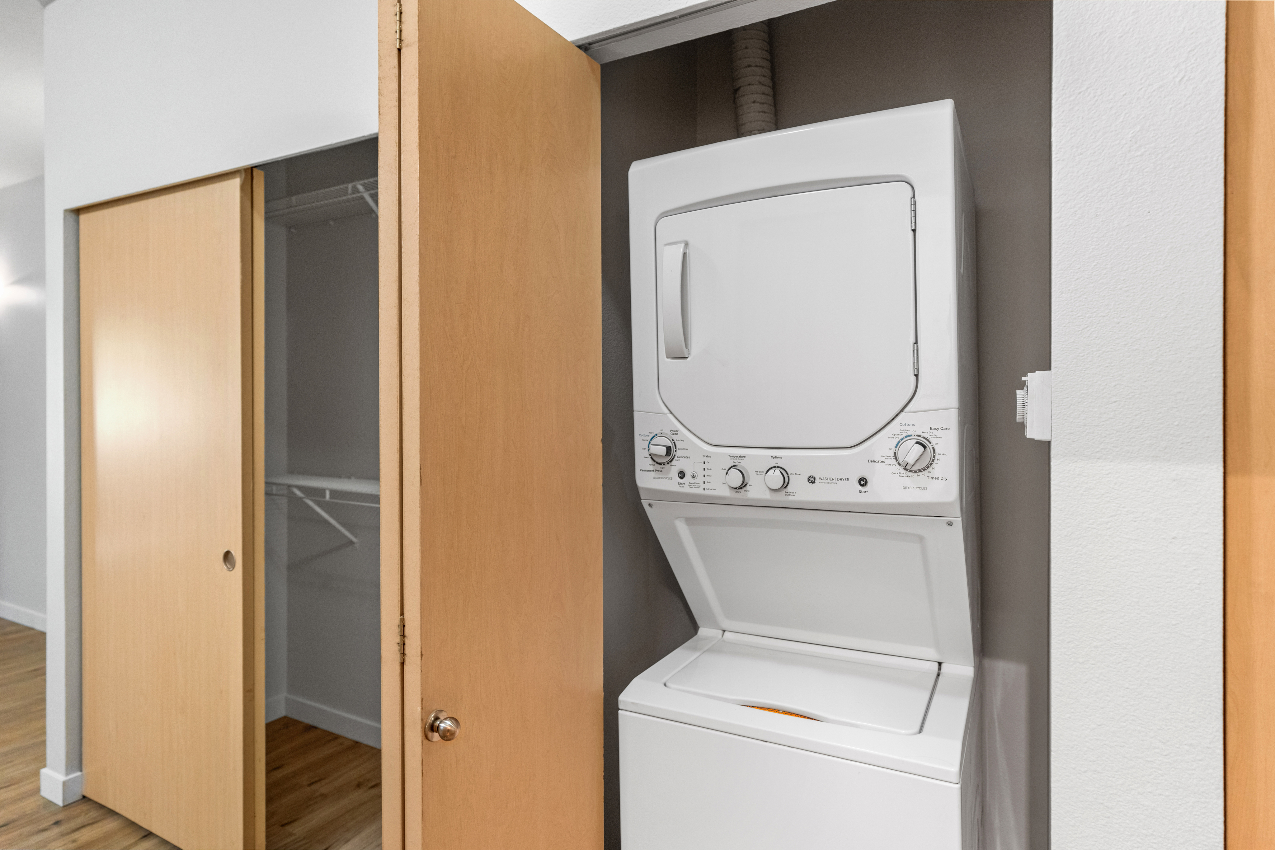 Studio Standard - 375 Sq Ft