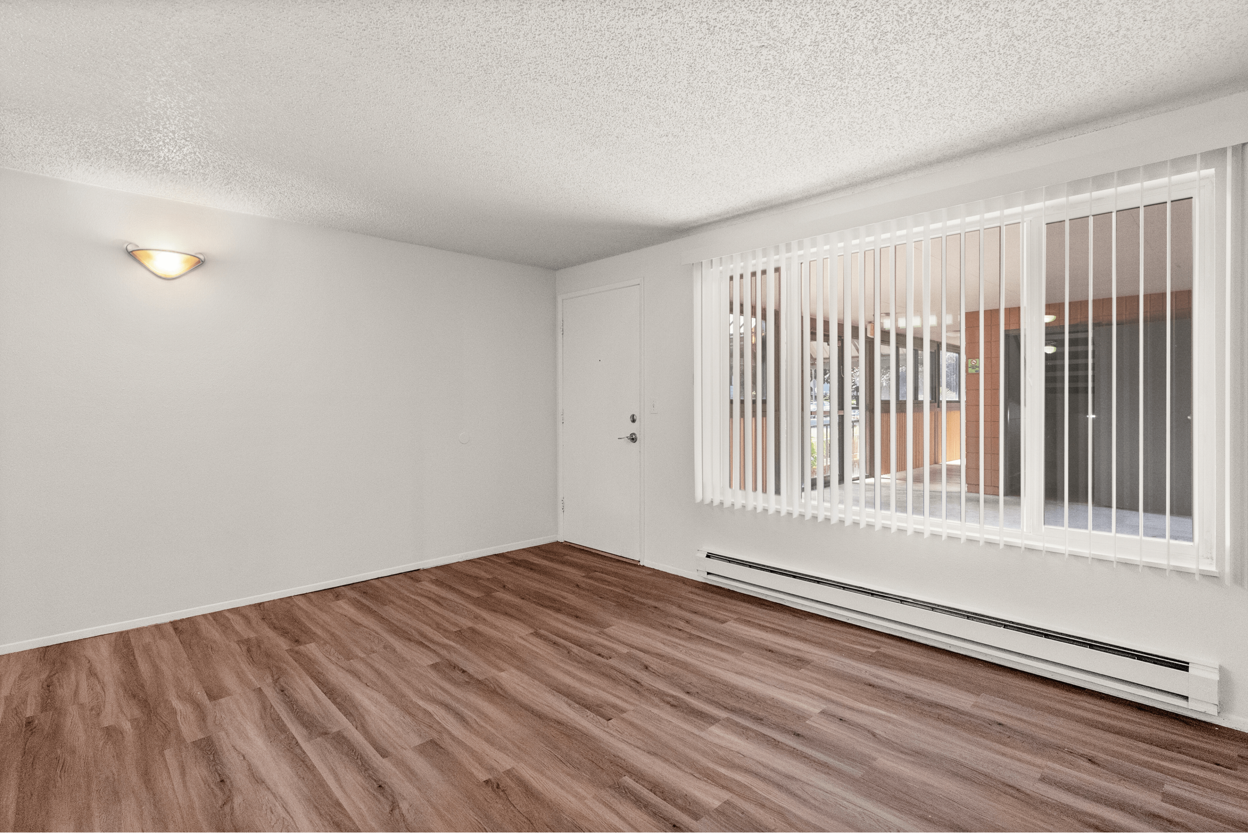 1x1 Economy - 542 Sq Ft