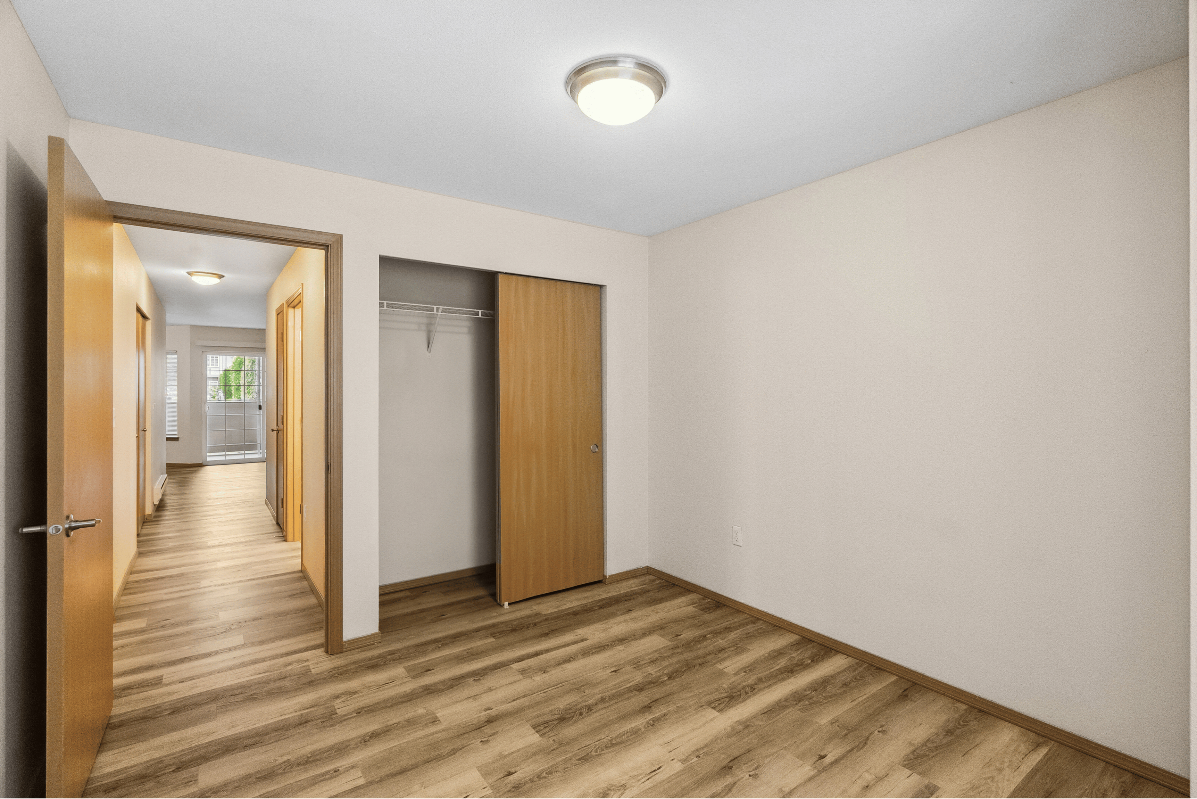 2 Bed 2 Bath Deluxe - 1,036 Sq Ft