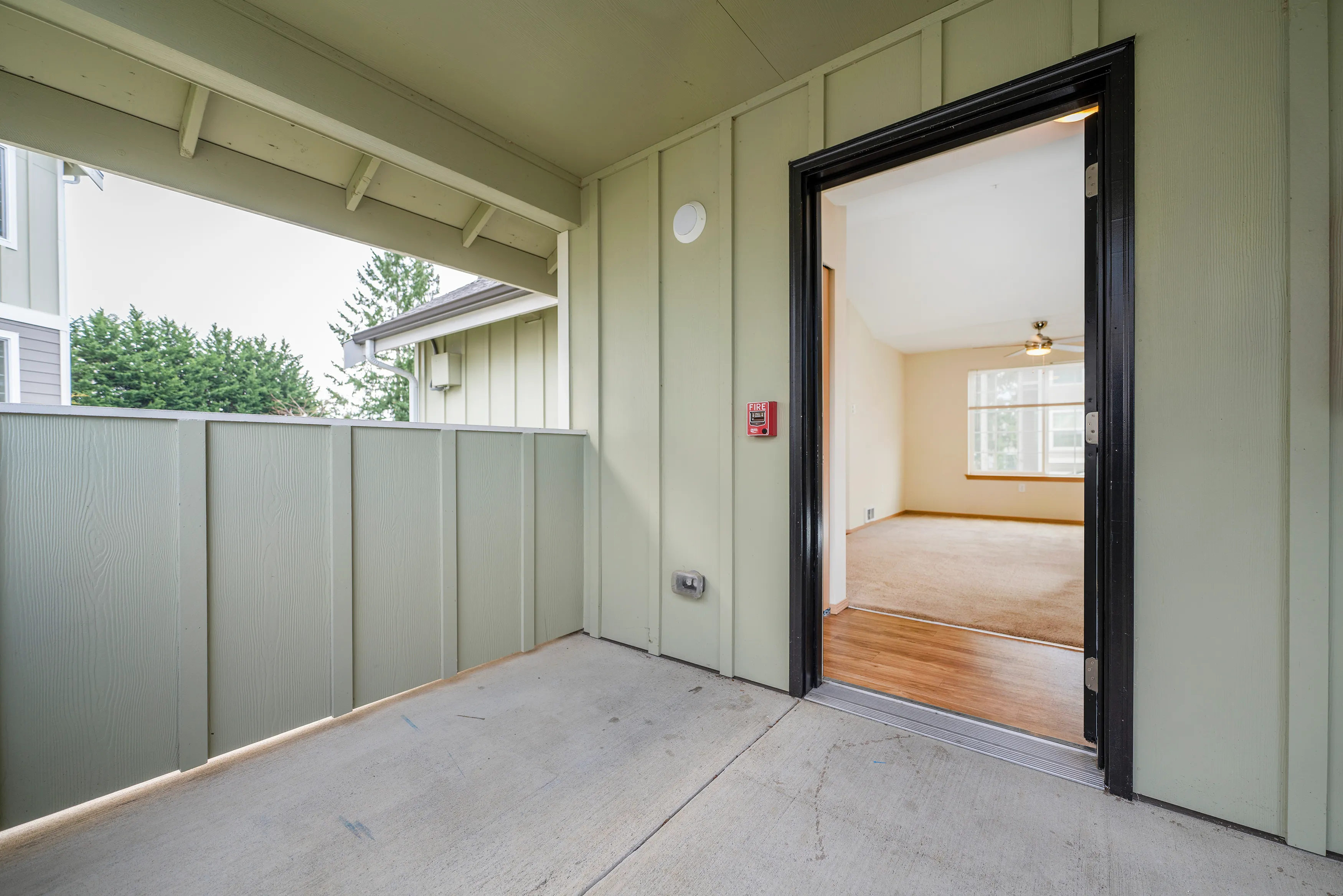 Carriage w/Garage (B)